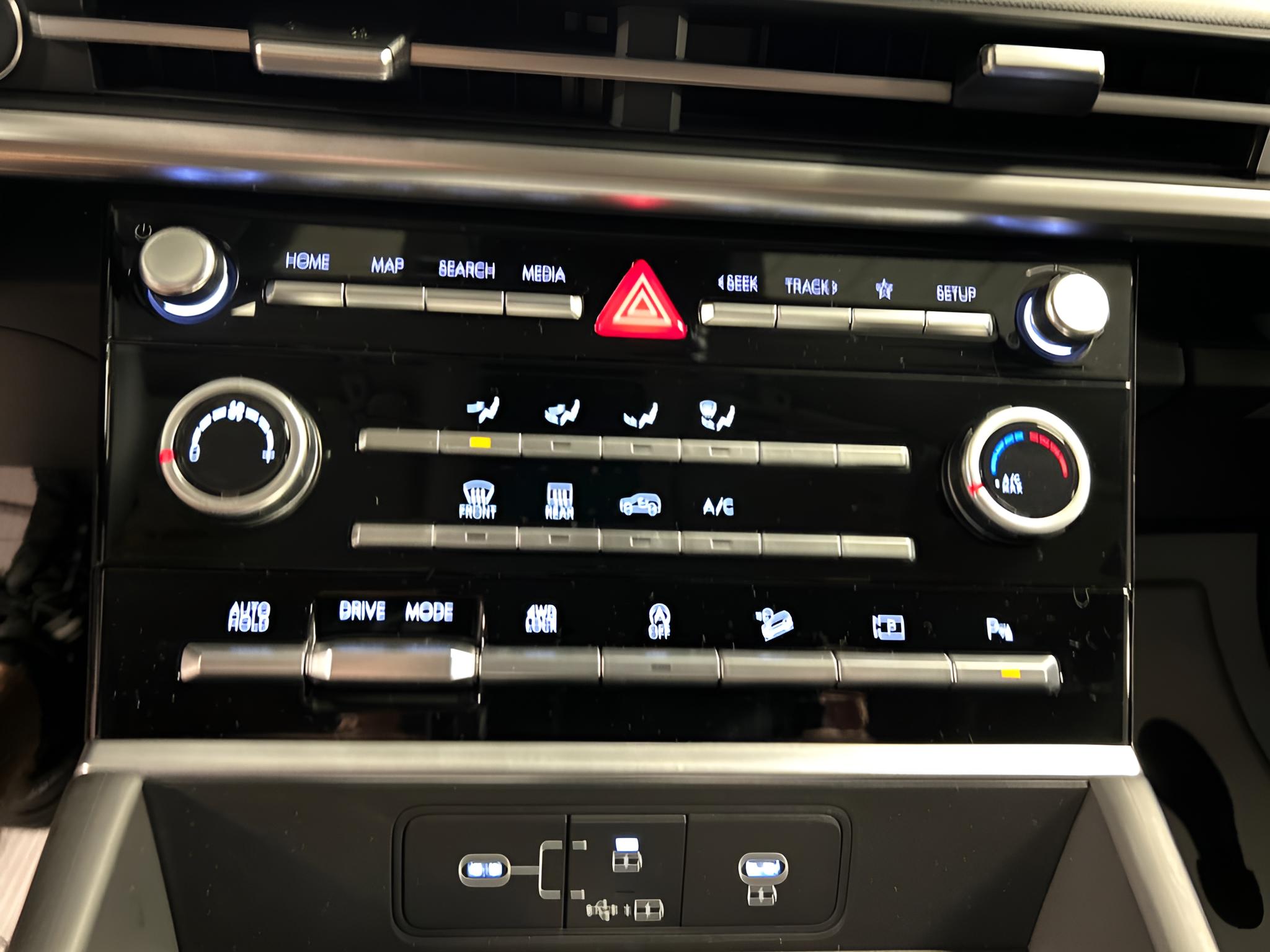 2027 Hyundai Santa Fe SE