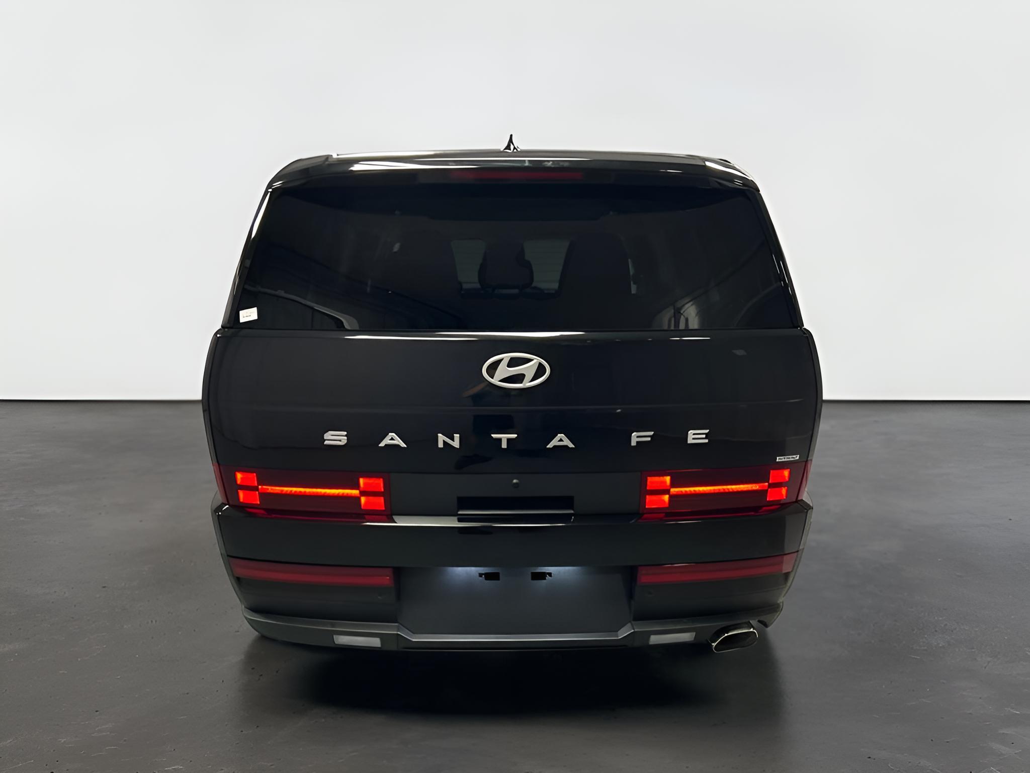 2027 Hyundai Santa Fe SE