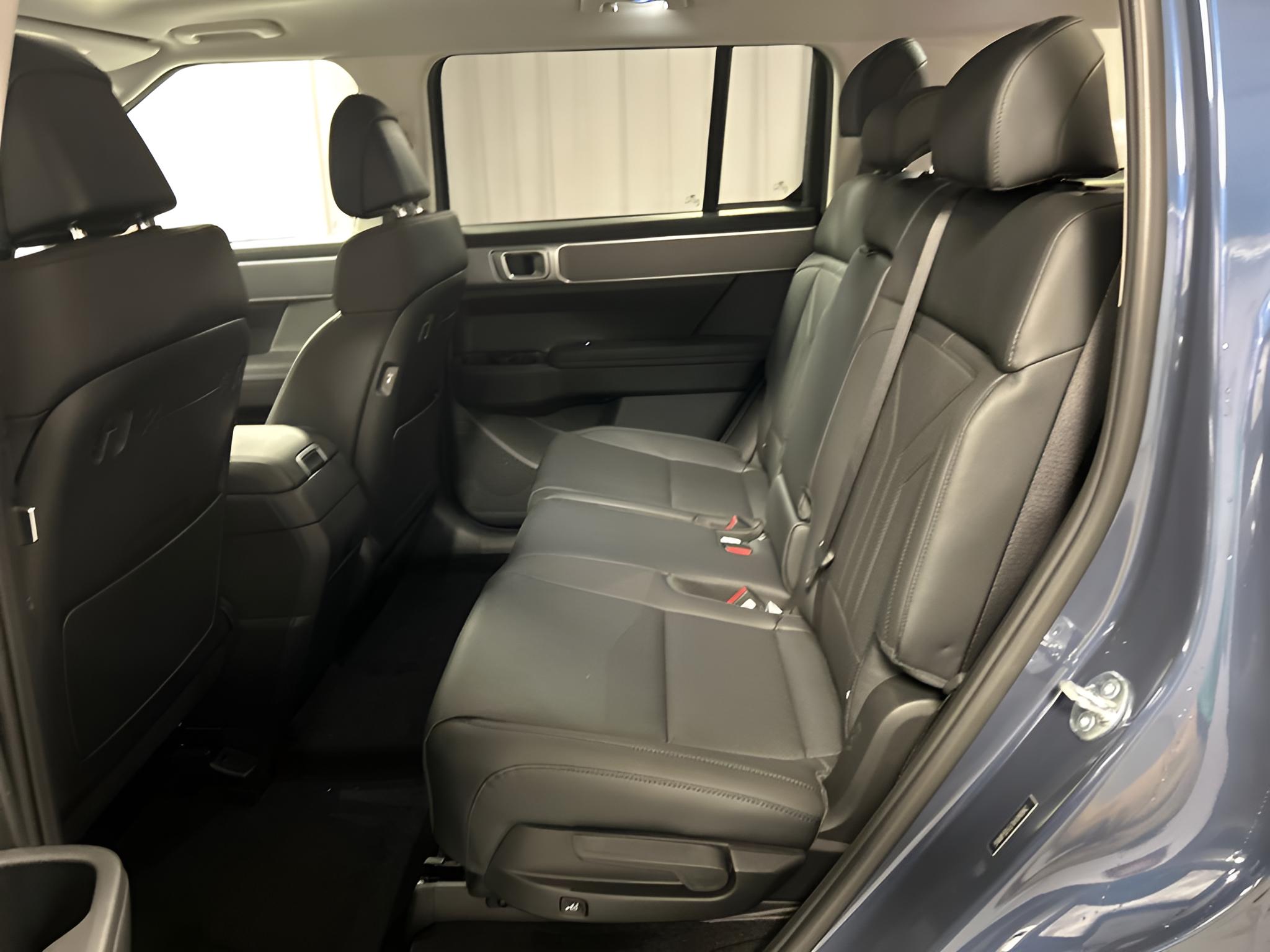2027 Hyundai Santa Fe XRT