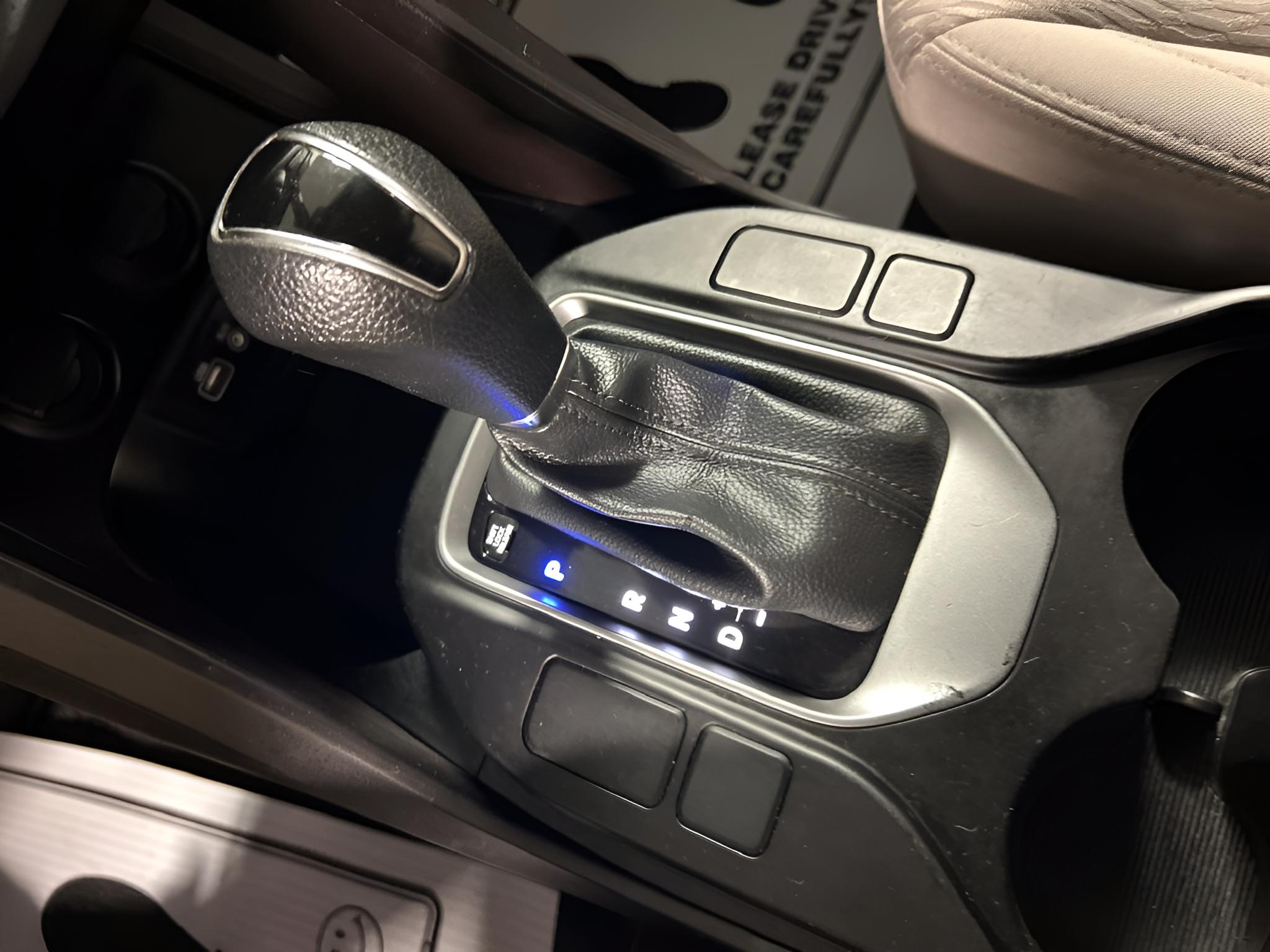 2017 Hyundai SANTA FE SPORT 2.4 Base