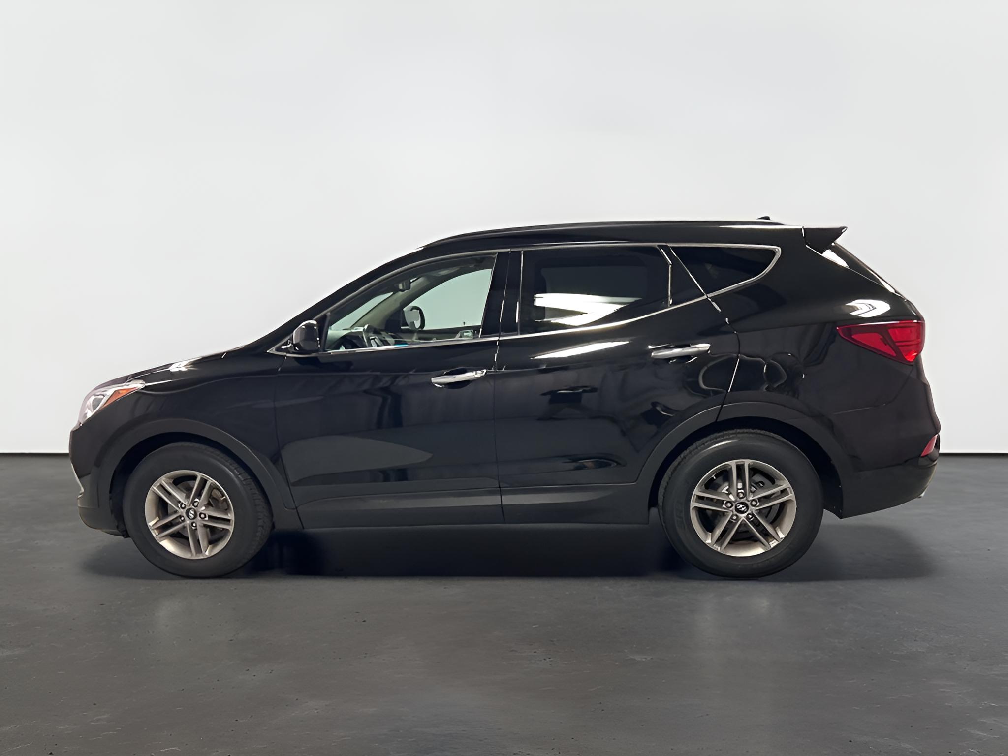 2017 Hyundai SANTA FE SPORT 2.4 Base