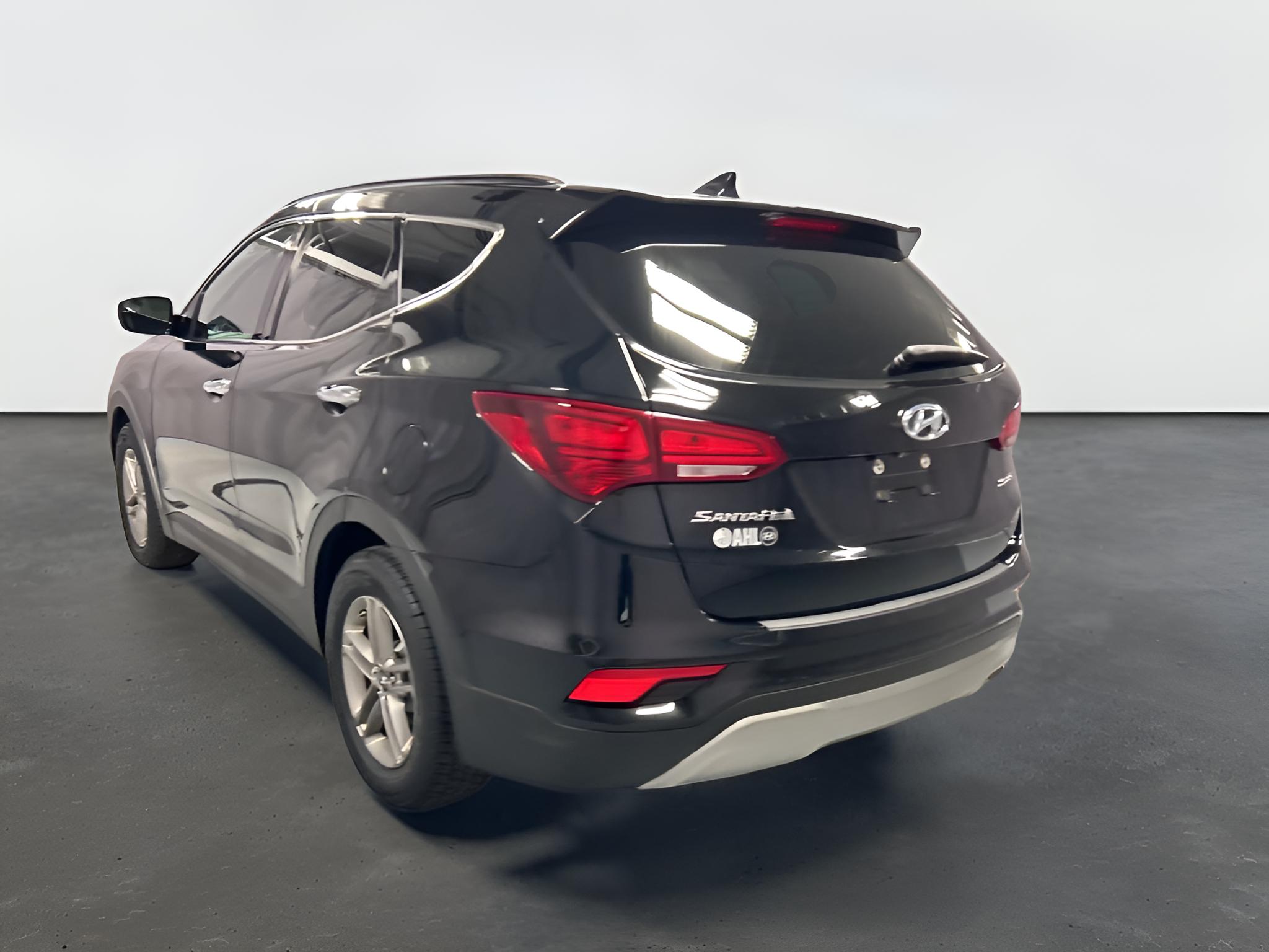 2017 Hyundai SANTA FE SPORT 2.4 Base