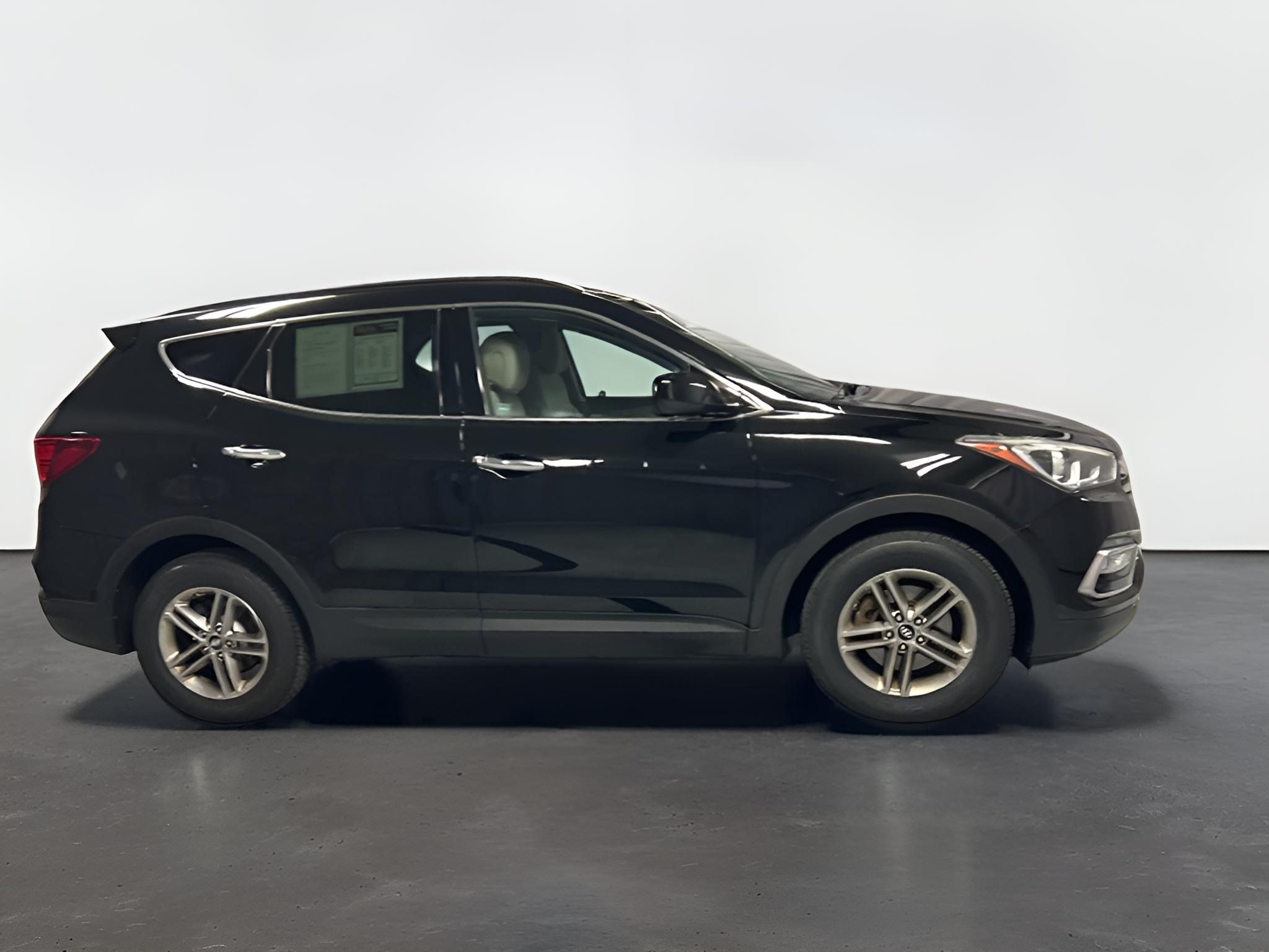 2017 Hyundai SANTA FE SPORT 2.4 Base