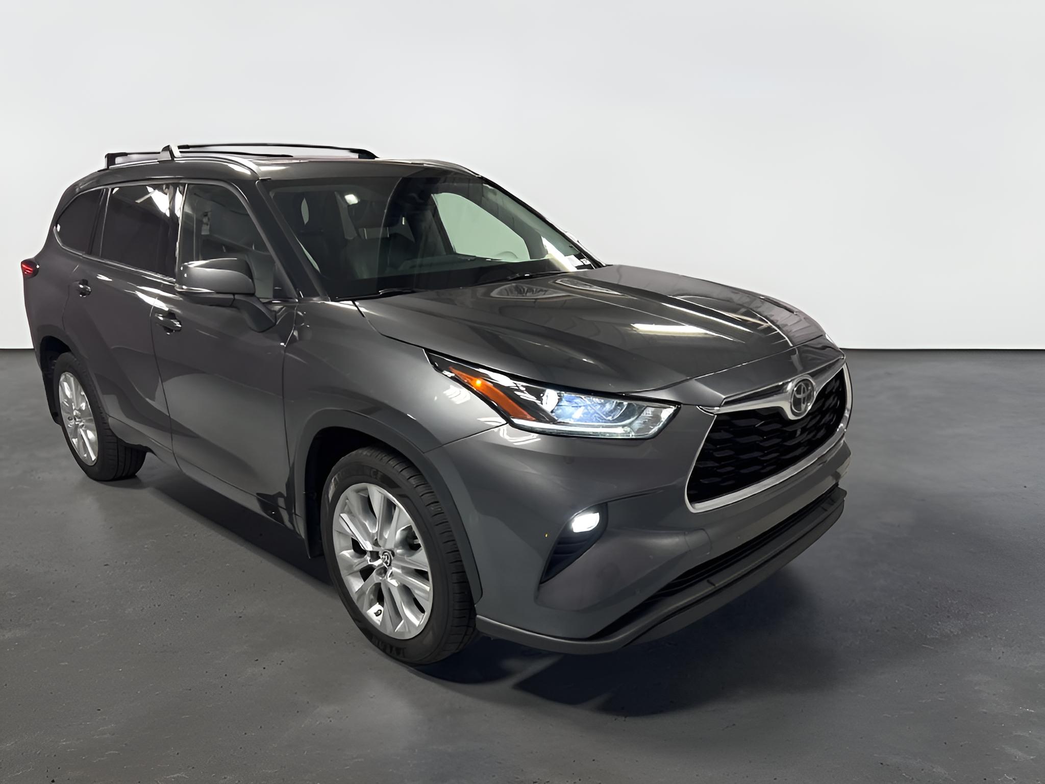 2022 Toyota Highlander Limited