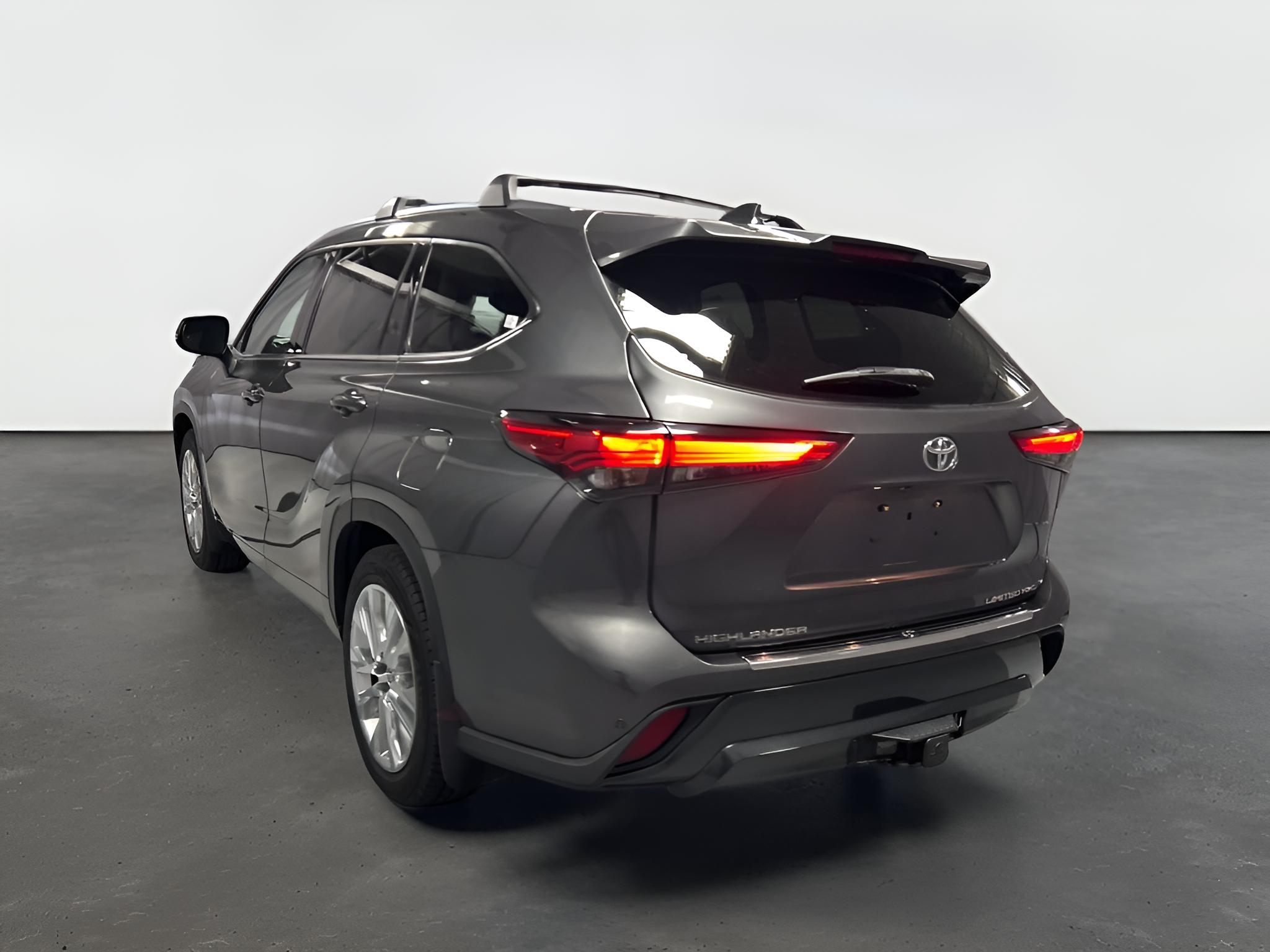 2022 Toyota Highlander Limited