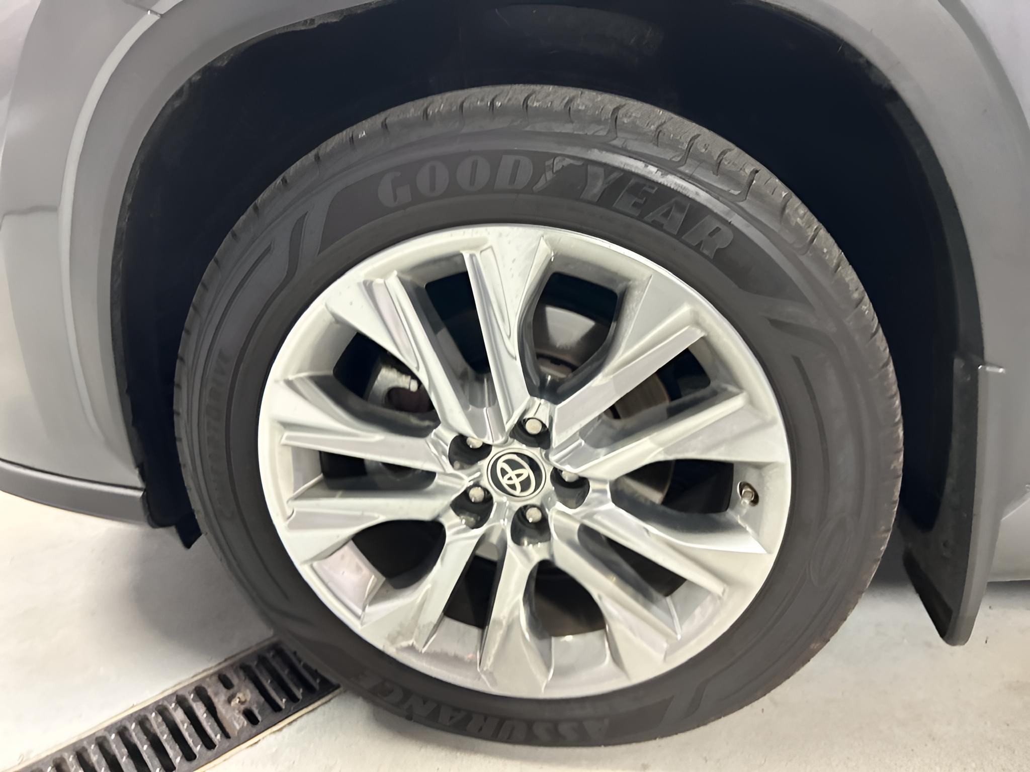 2022 Toyota Highlander Limited