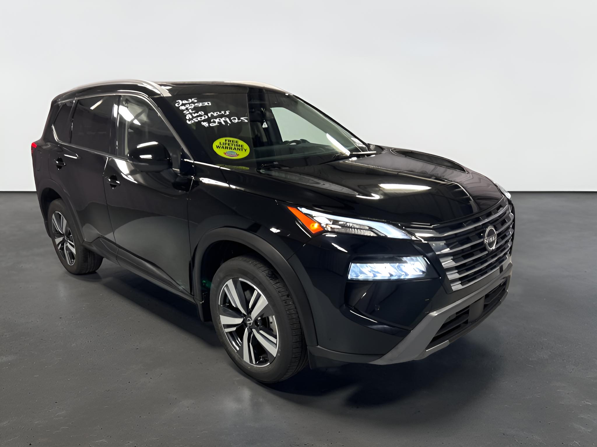 2025 Nissan Rogue SL