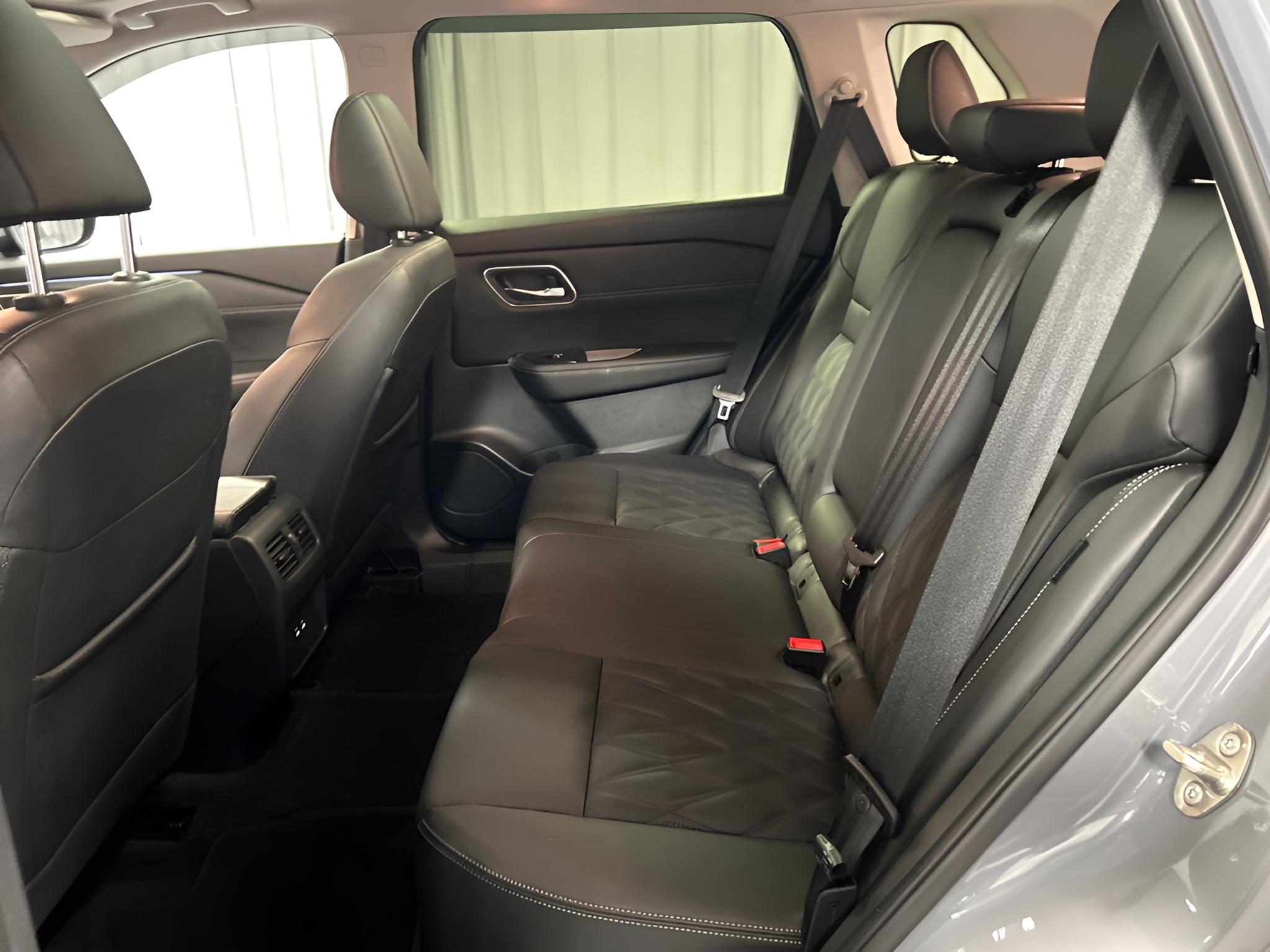 2024 Nissan Rogue Platinum