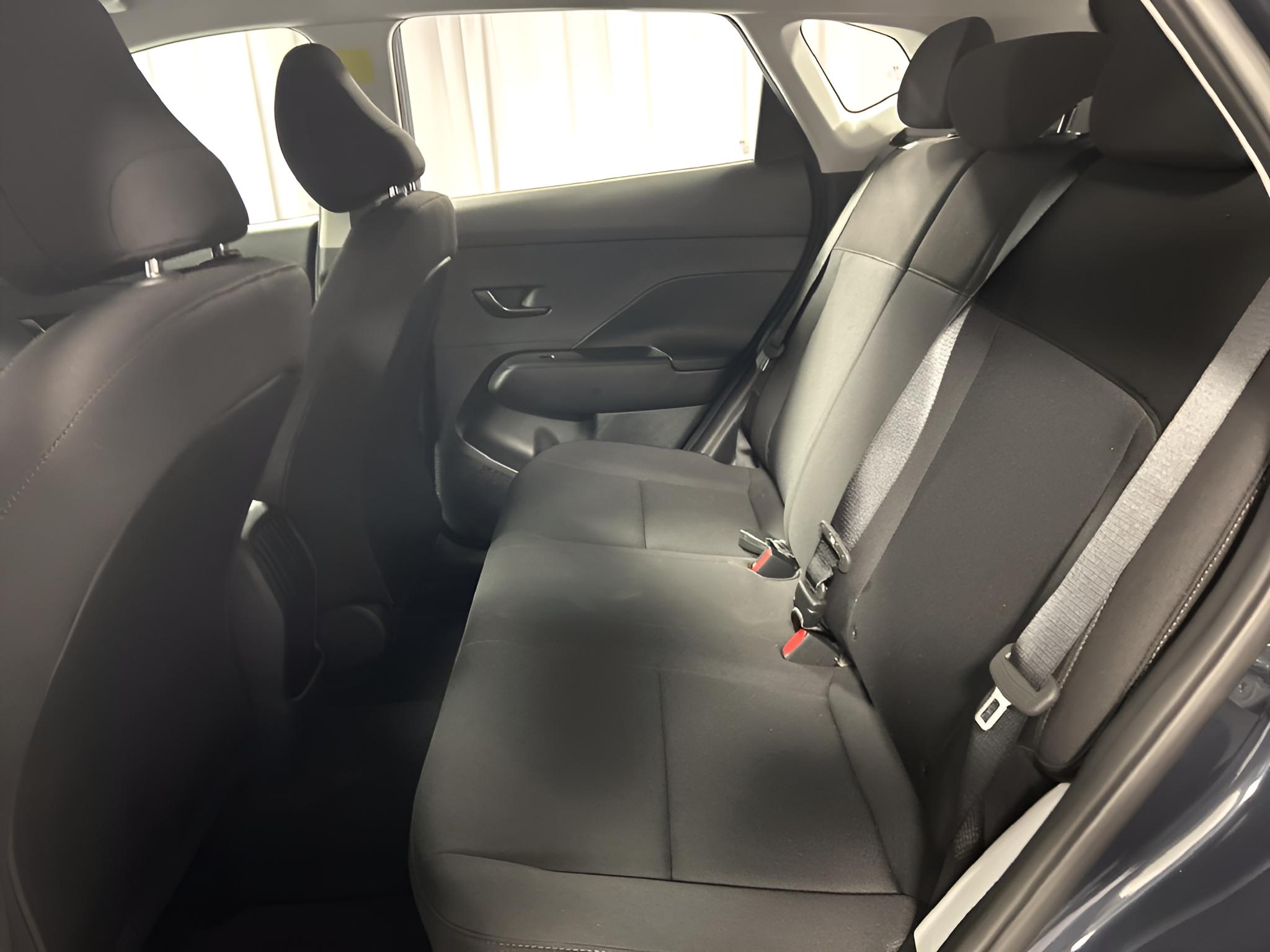 2027 Hyundai KONA SE