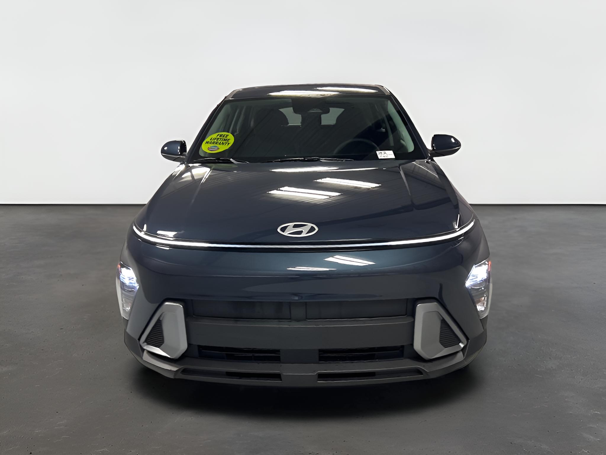 2027 Hyundai KONA SE