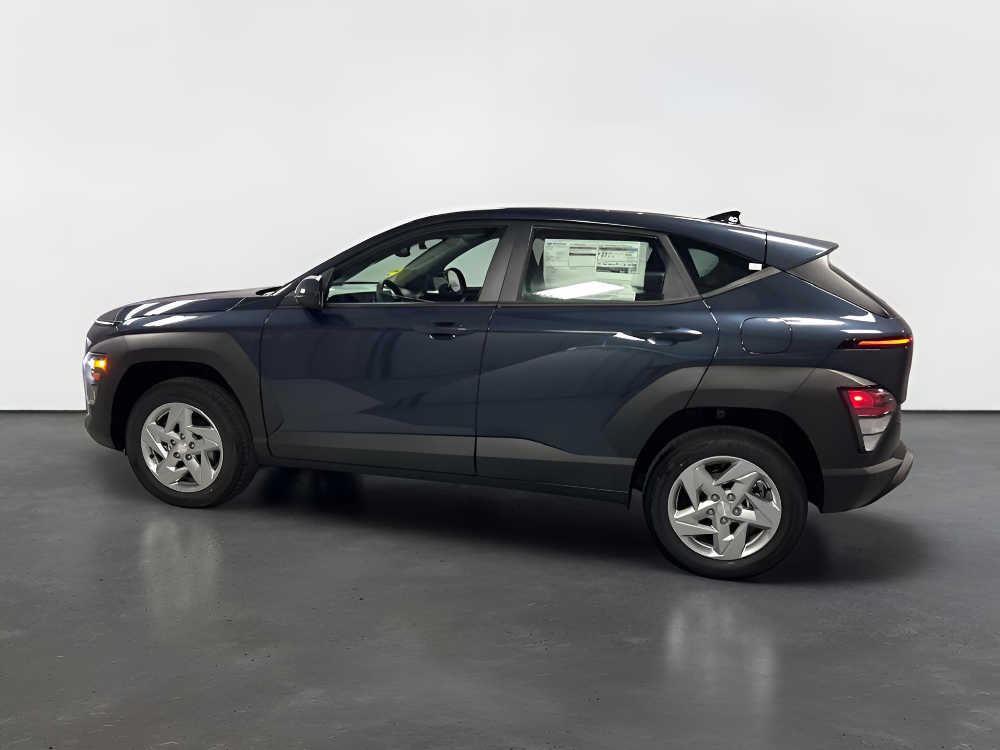2027 Hyundai KONA SE