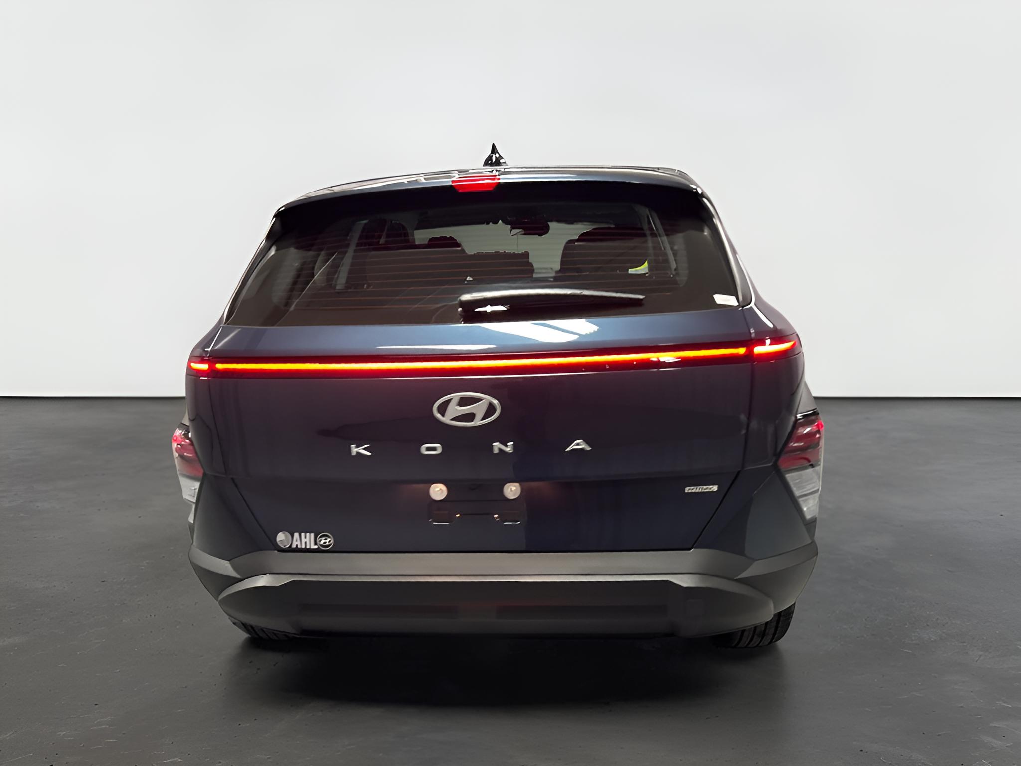 2027 Hyundai KONA SE