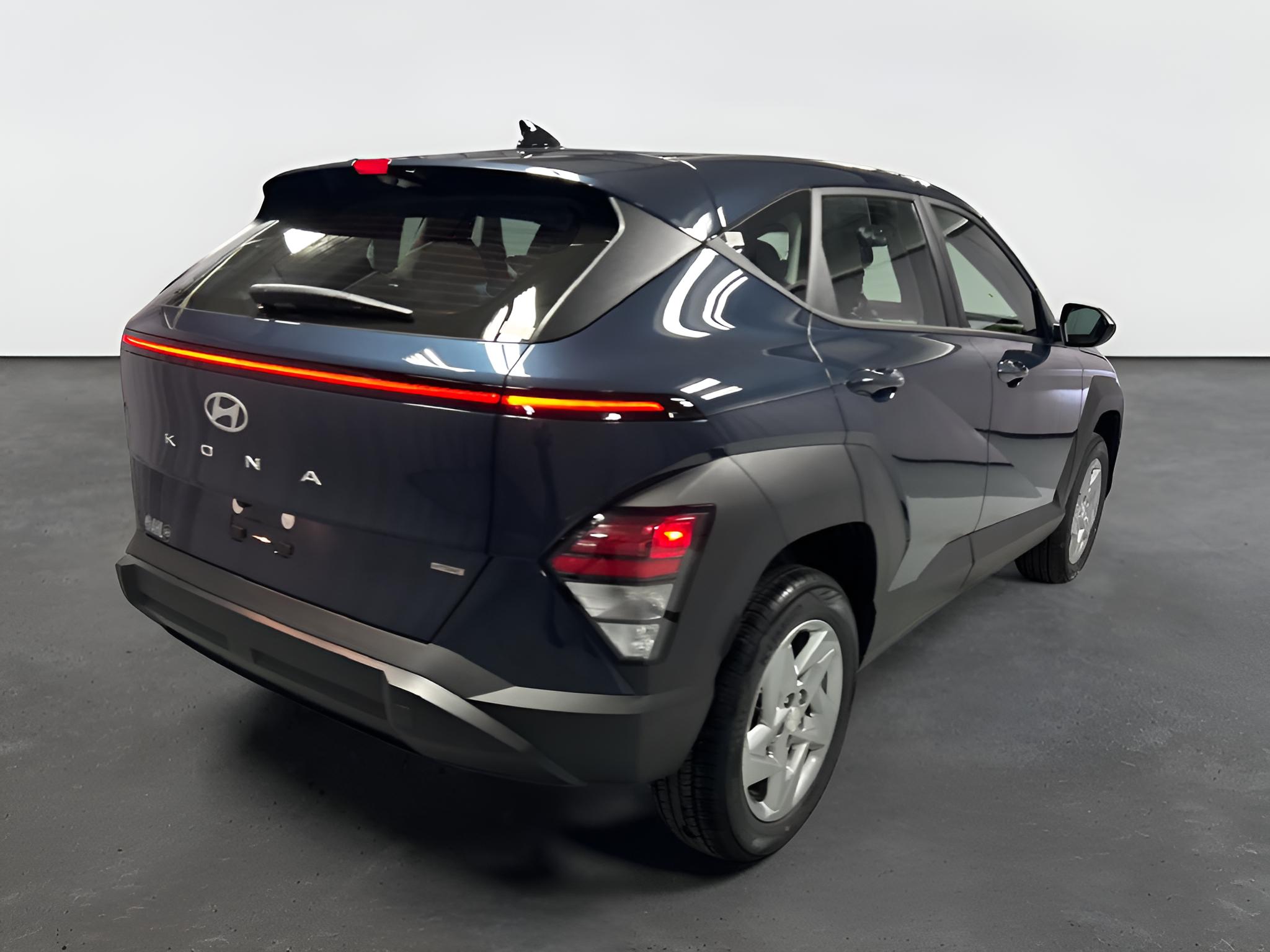 2027 Hyundai KONA SE