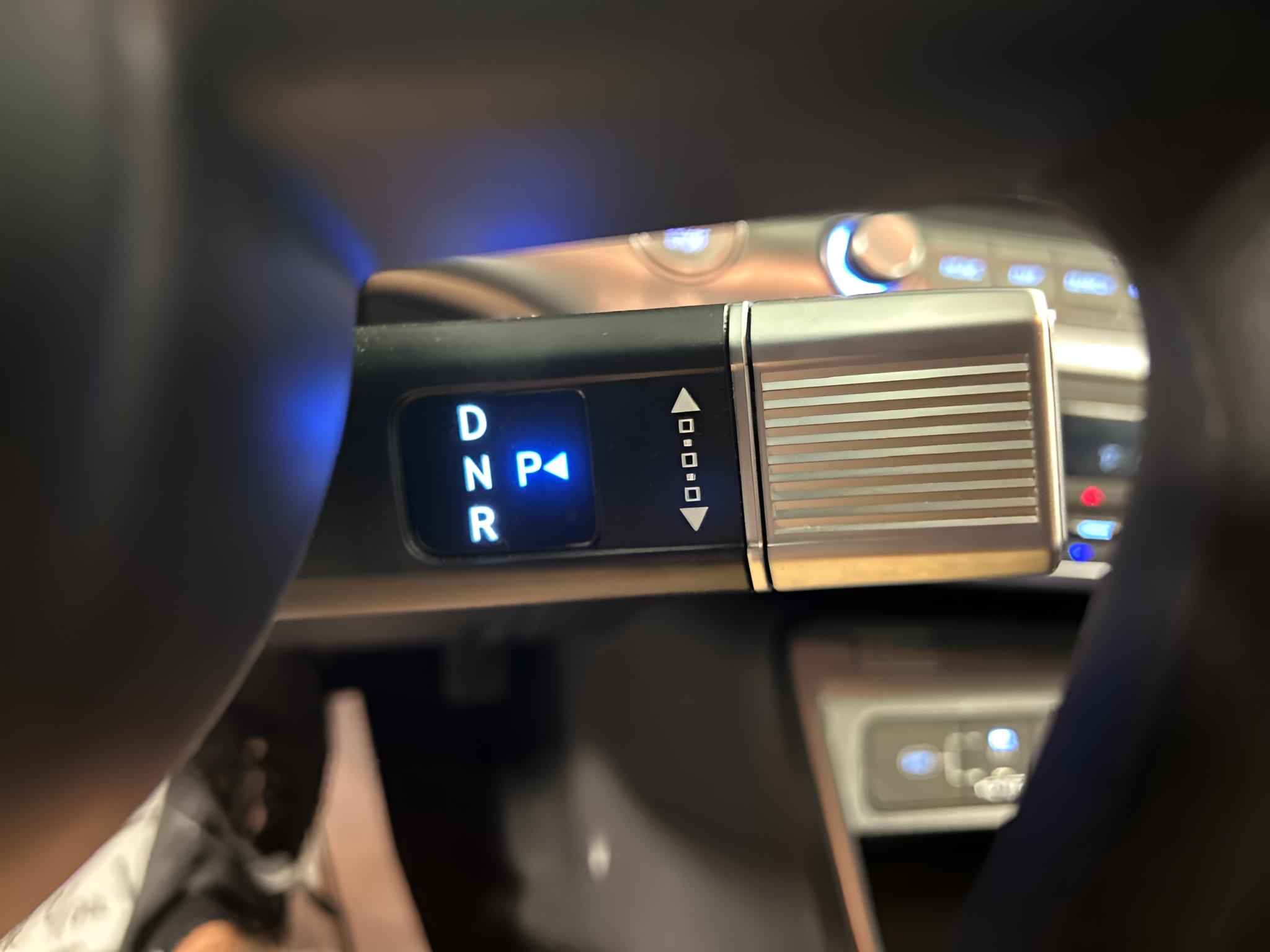 2024 Hyundai KONA ELECTRIC SE