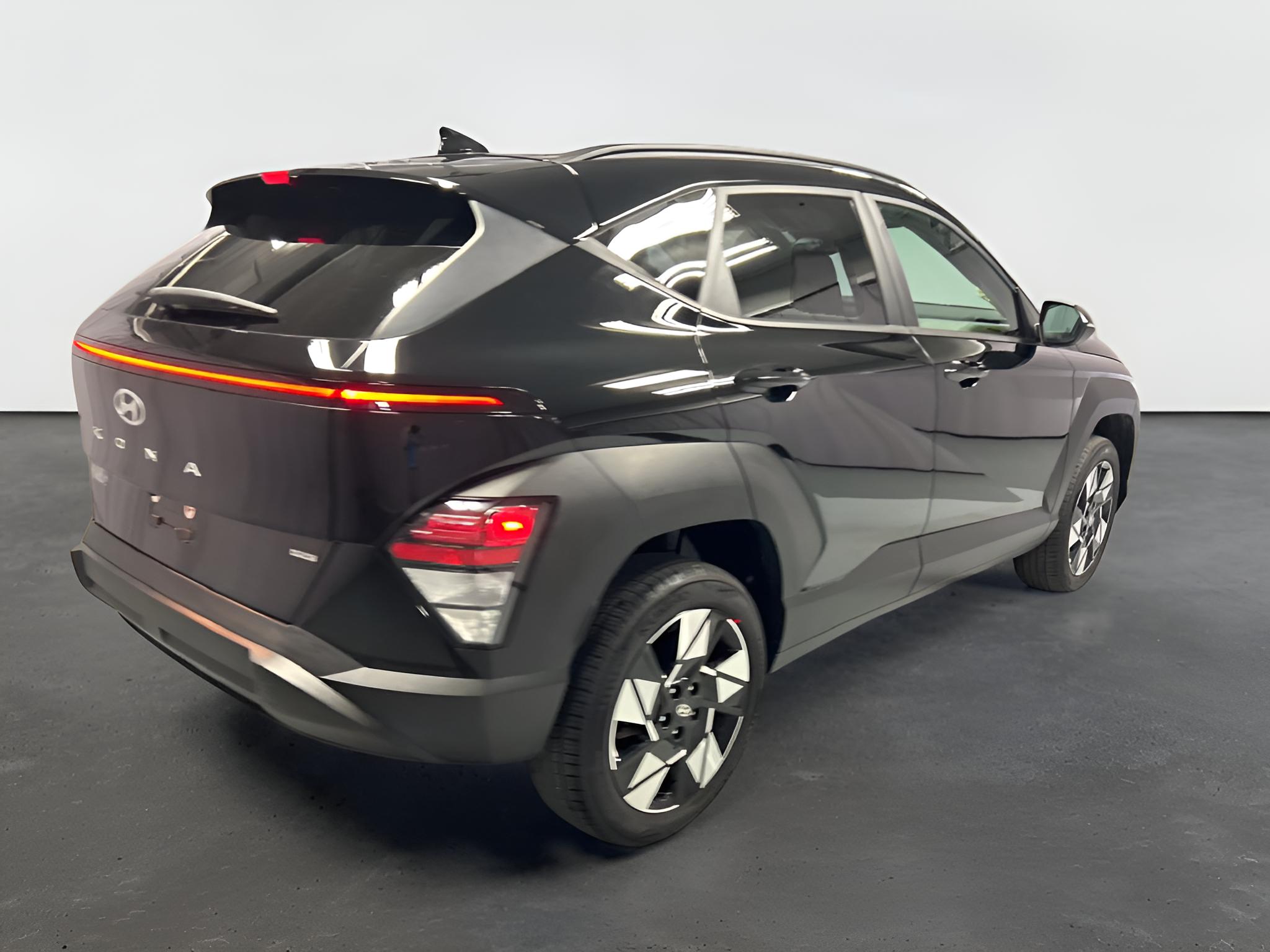 2025 Hyundai Kona SEL Convenience