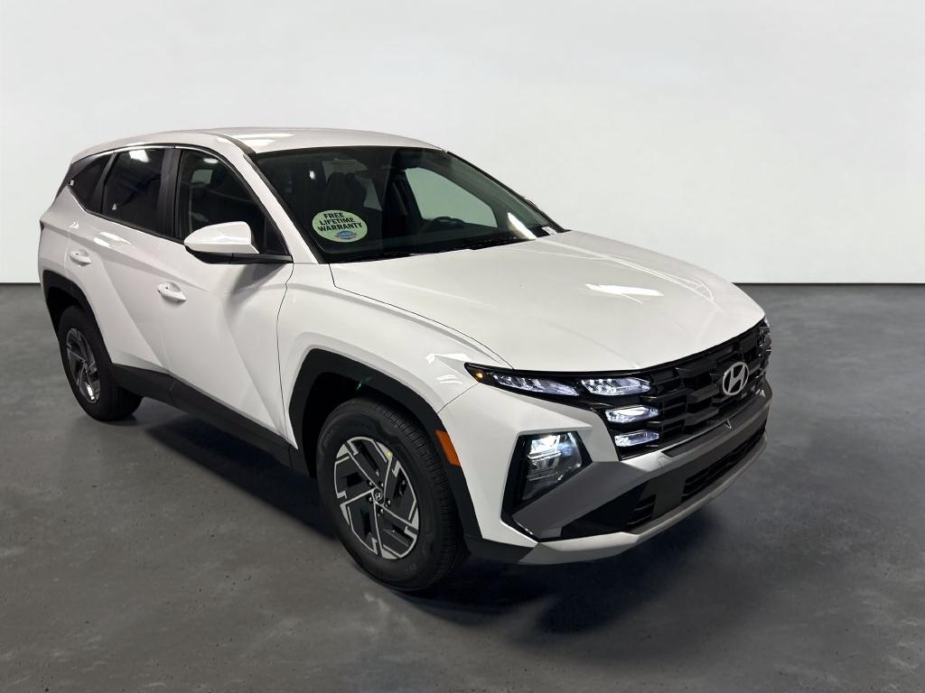 2026 Hyundai TUCSON HYBRID Blue SE
