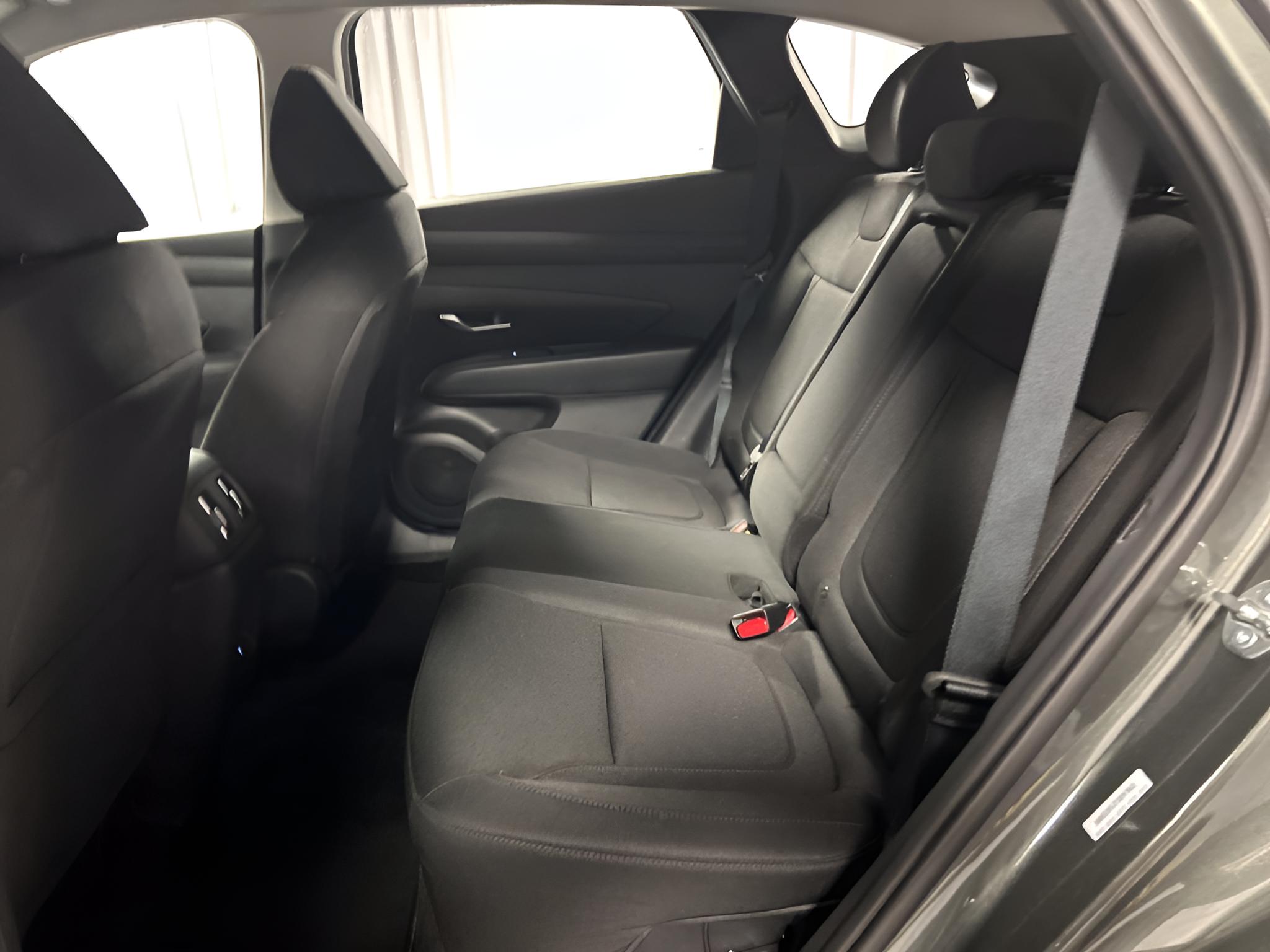 2026 Hyundai Tucson Hybrid Blue SE