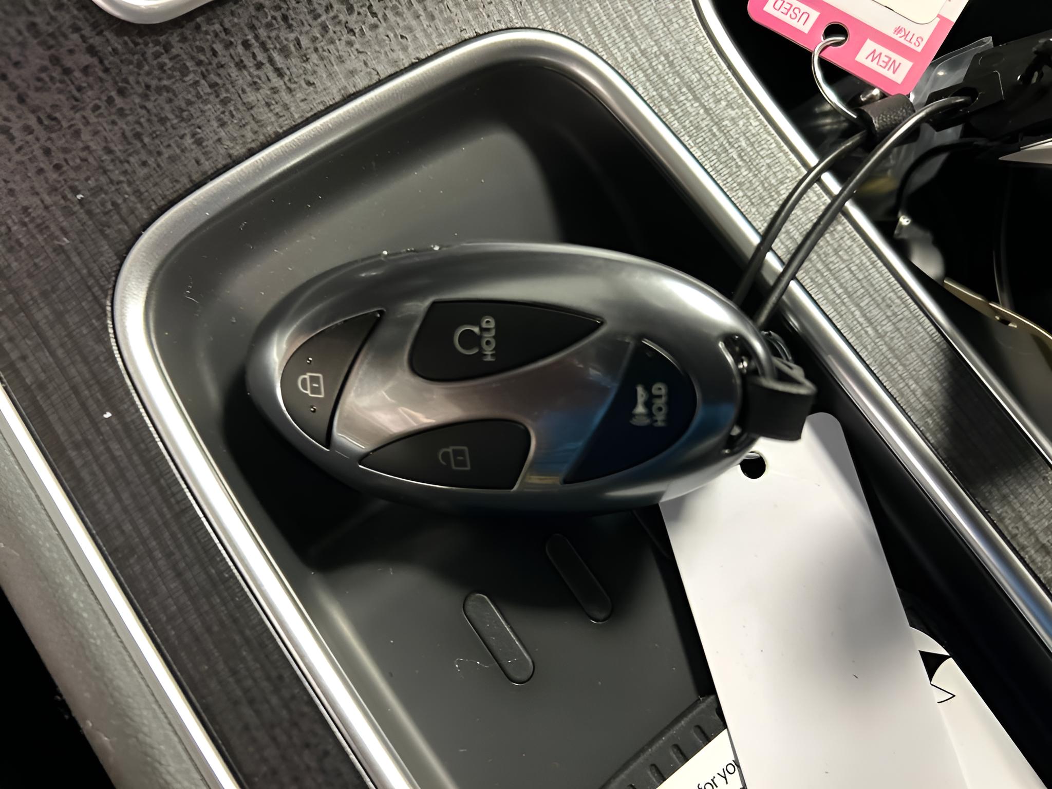 2026 Hyundai PALISADE HYBRID SEL Premium 8 Passenger