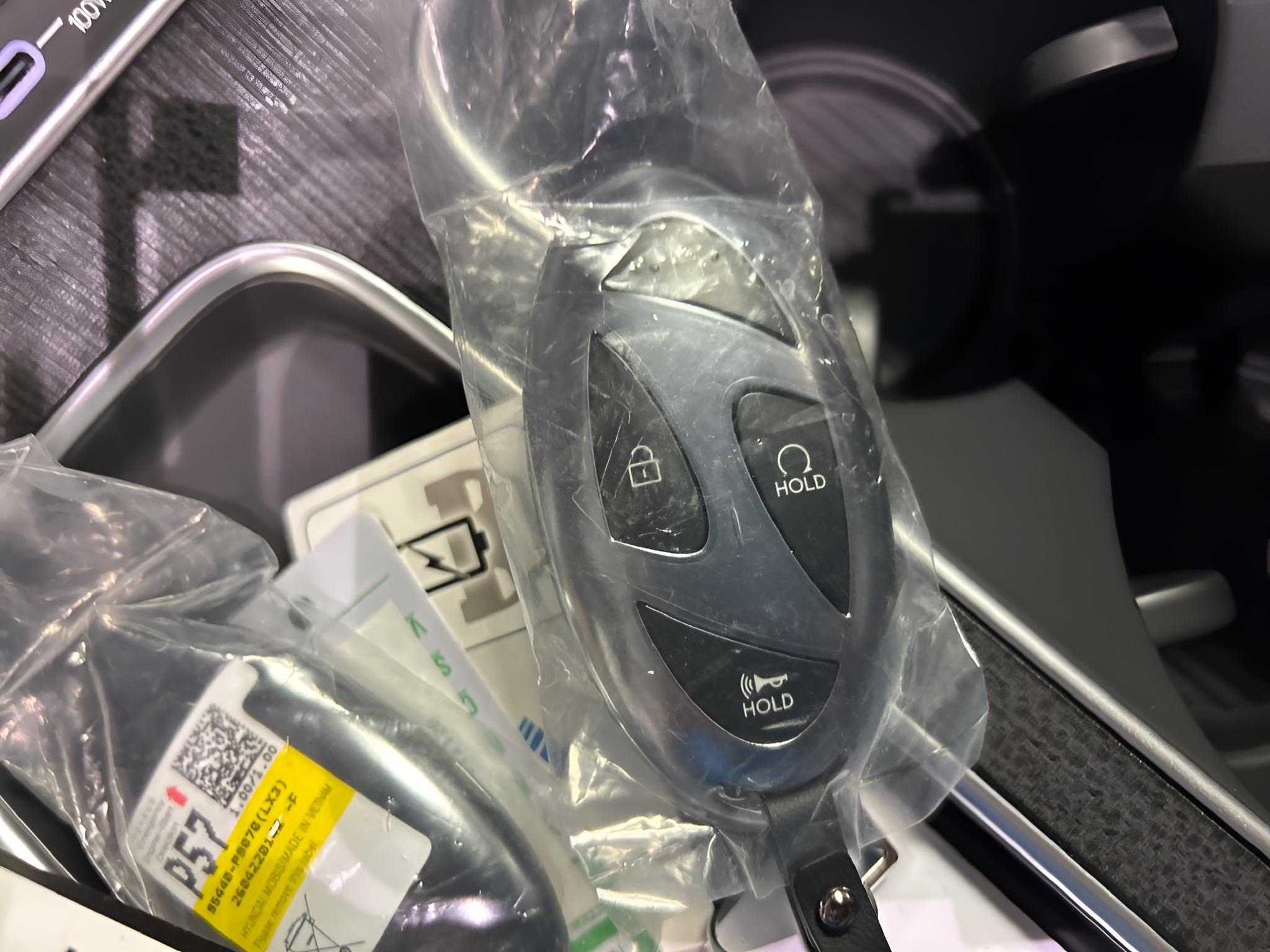 2026 Hyundai Palisade Hybrid SEL Premium 8 Passenger
