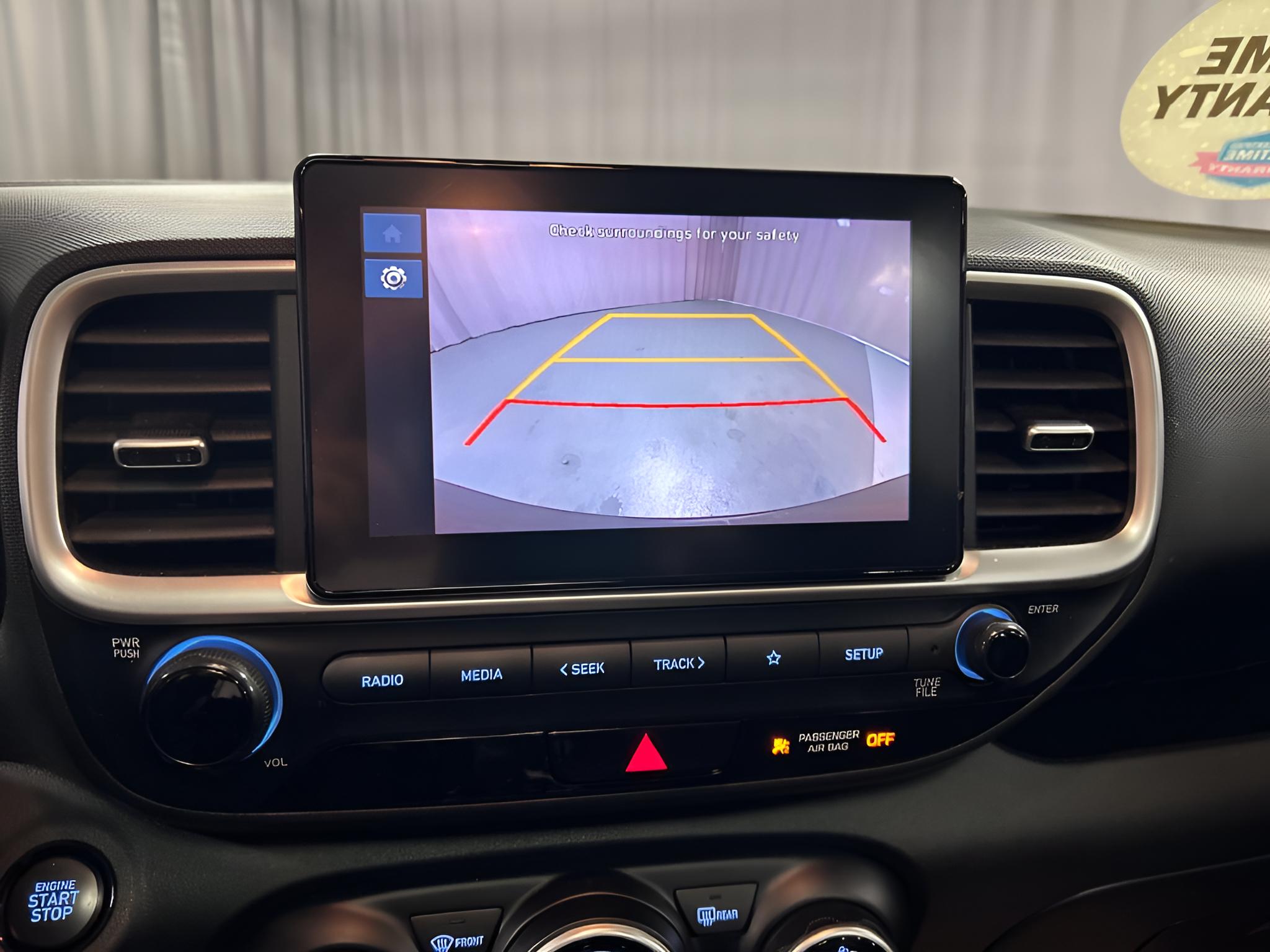 2025 Hyundai VENUE SEL