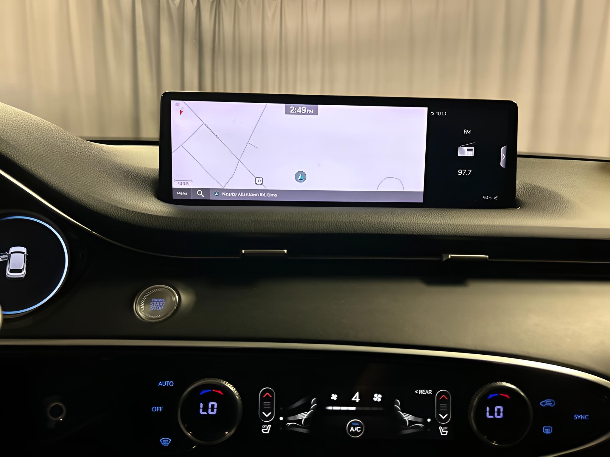 2022 Genesis GV70 2.5T