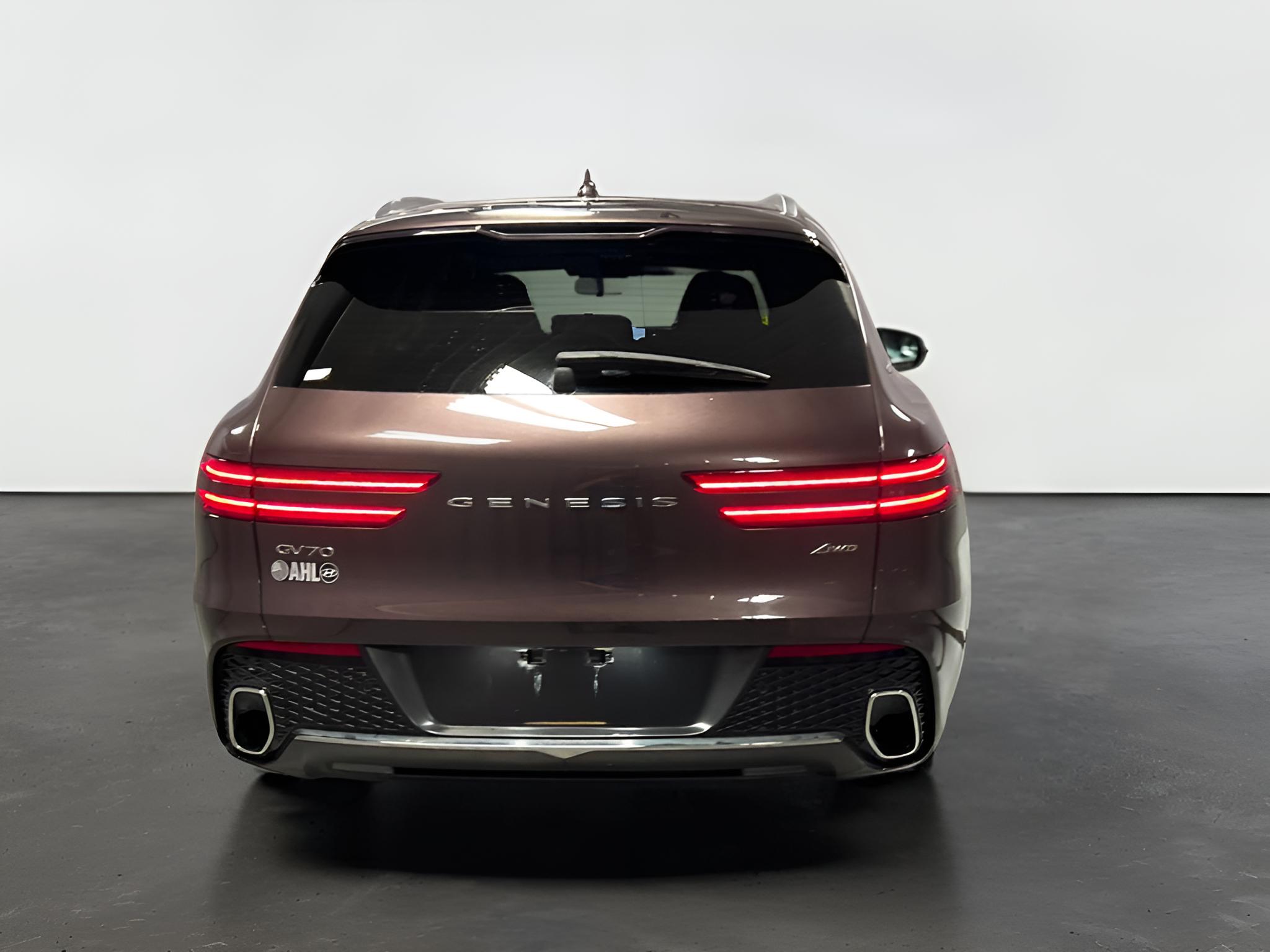 2022 Genesis GV70 2.5T