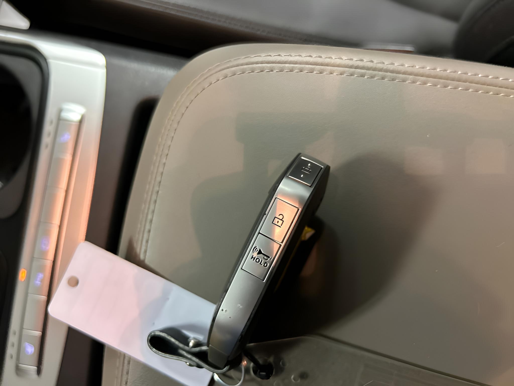 2025 Kia Carnival Hybrid LXS