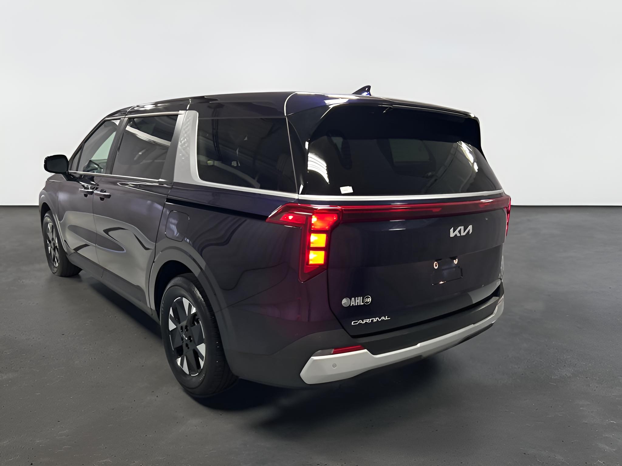 2025 Kia Carnival Hybrid LXS