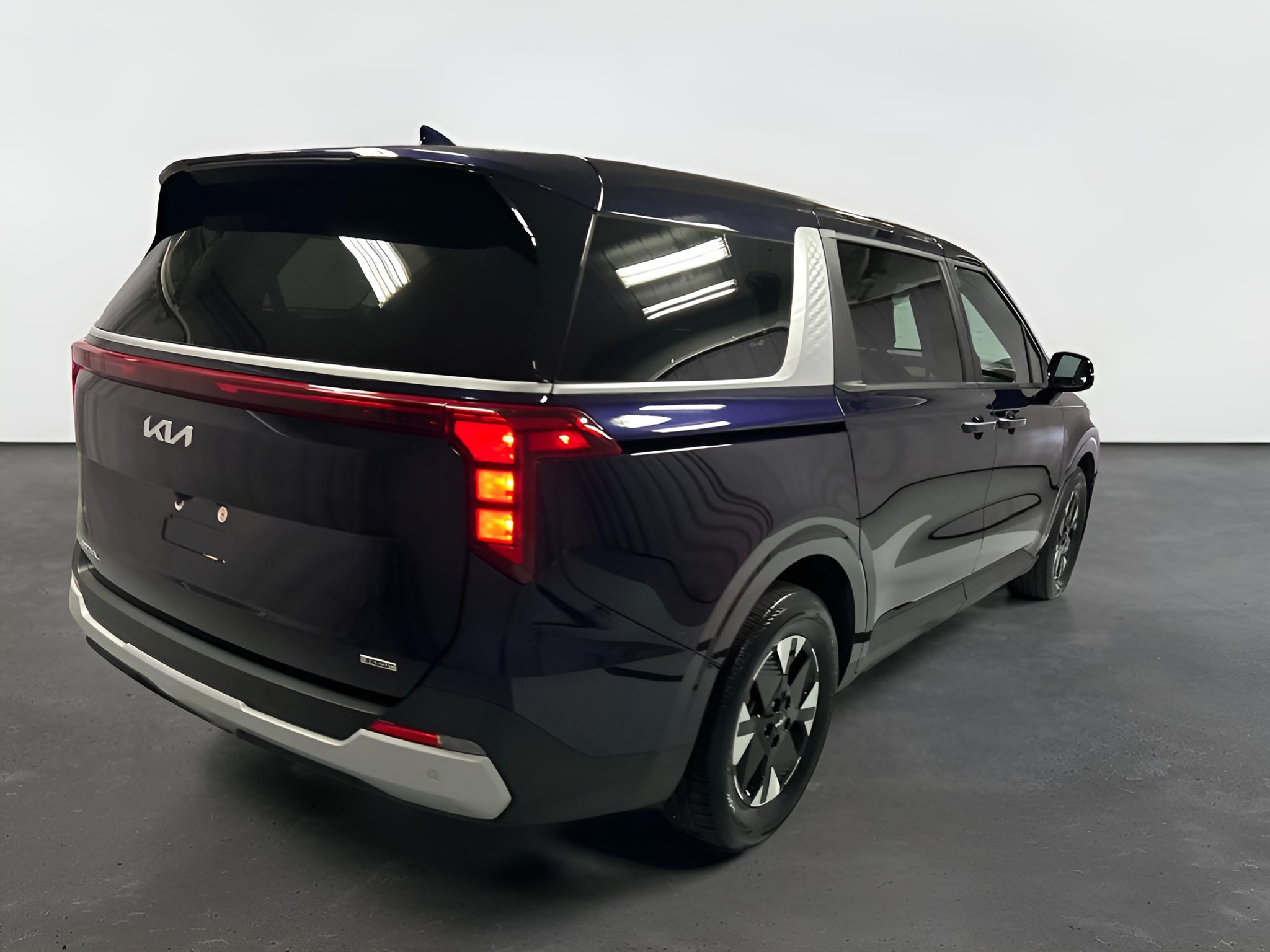 2025 Kia Carnival Hybrid LXS