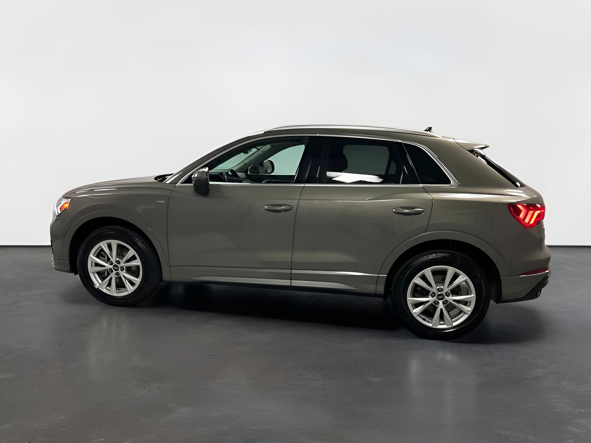 2022 Audi Q3 Premium Plus S Line quattro