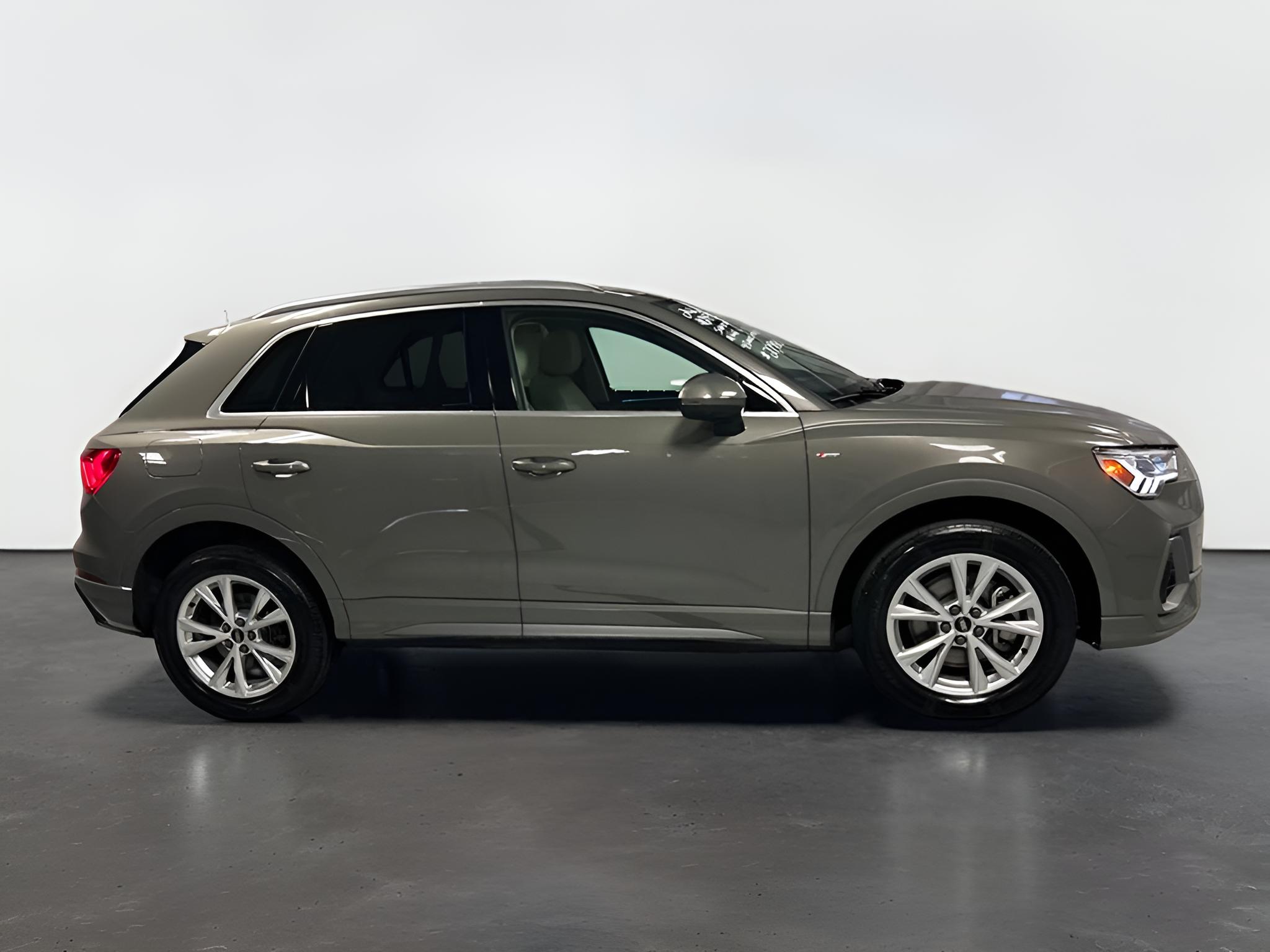 2022 Audi Q3 Premium Plus S Line quattro