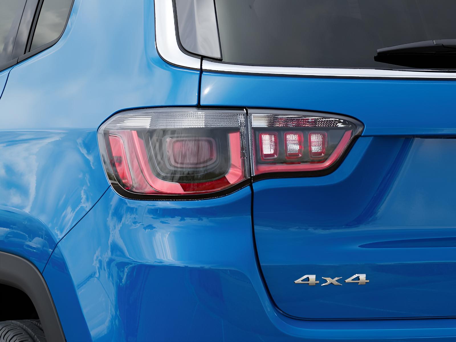 2027 Jeep Compass COMPASS LIMITED 4X4