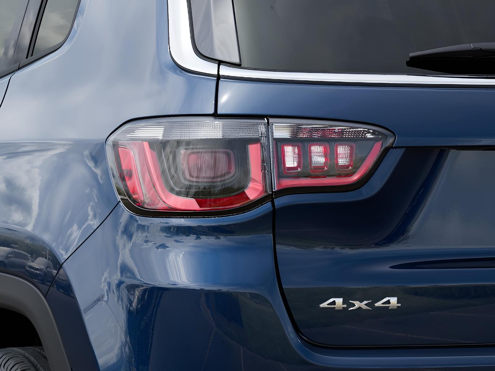 2027 Jeep Compass COMPASS LIMITED 4X4