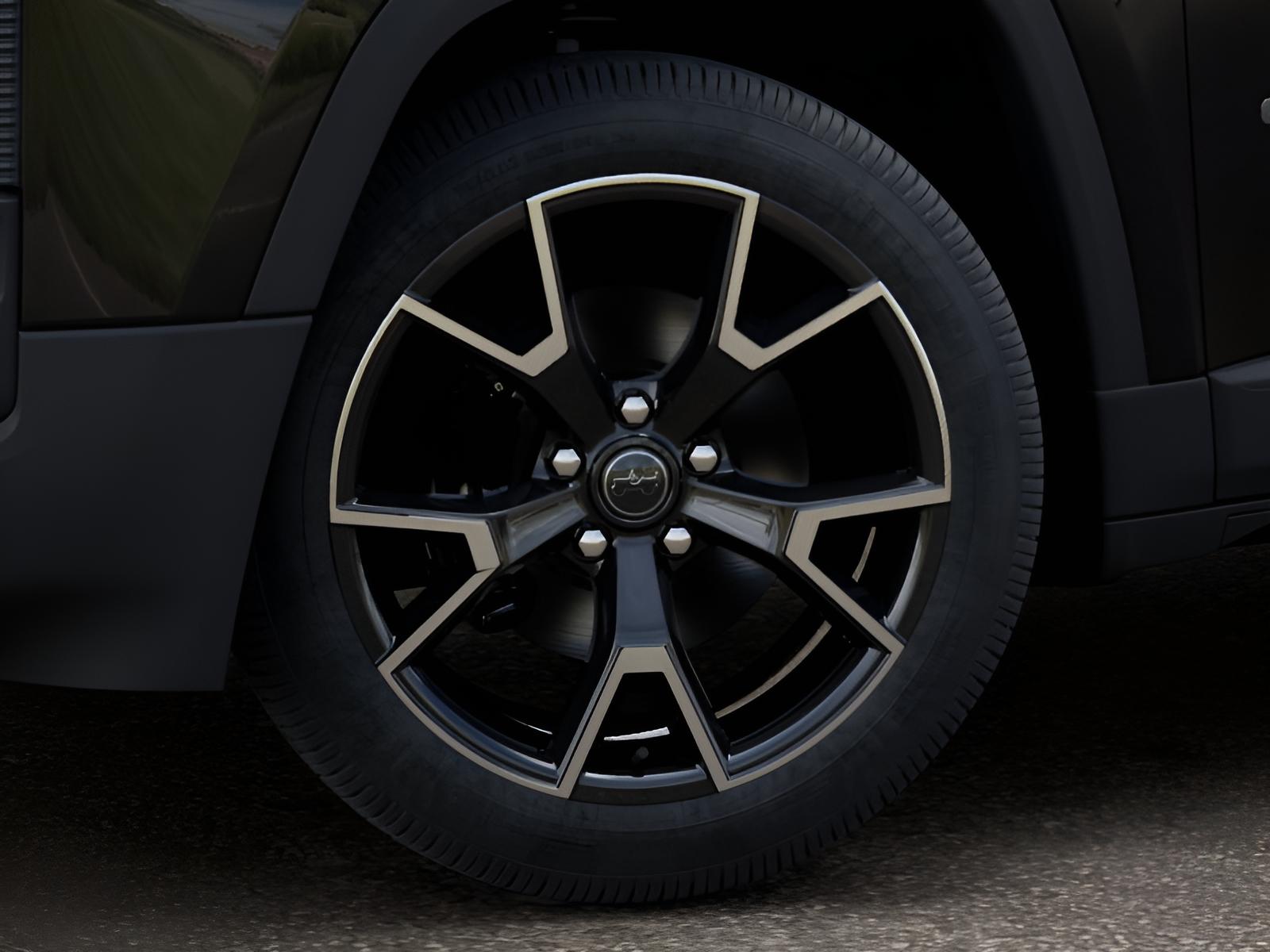 2027 Jeep Cherokee CHEROKEE LIMITED 4X4