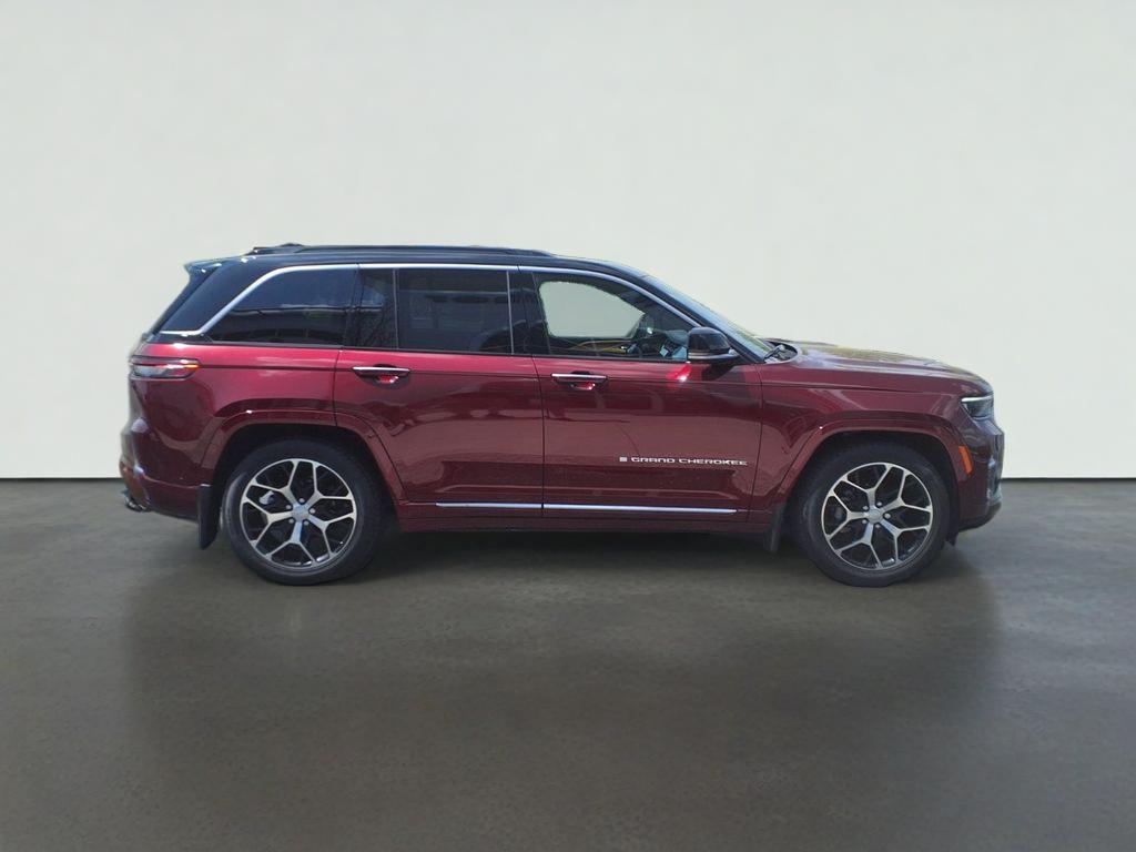 2024 Jeep Grand Cherokee Summit