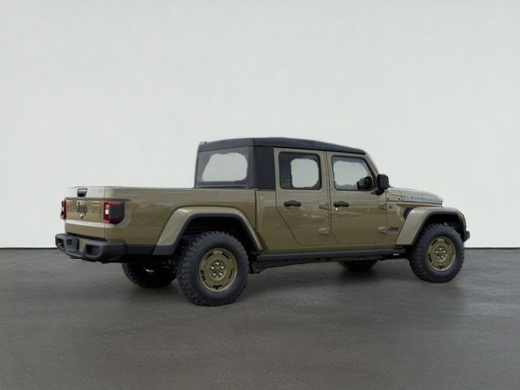 2026 Jeep Gladiator Base