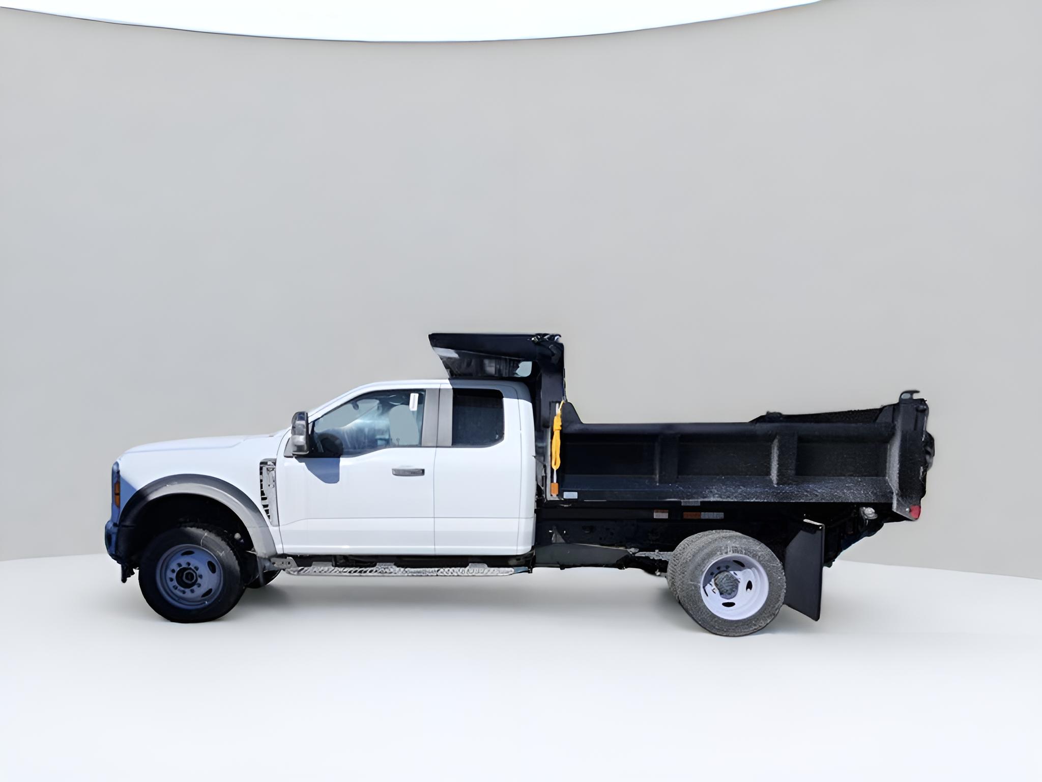 2025 Ford F-550SD XL DRW