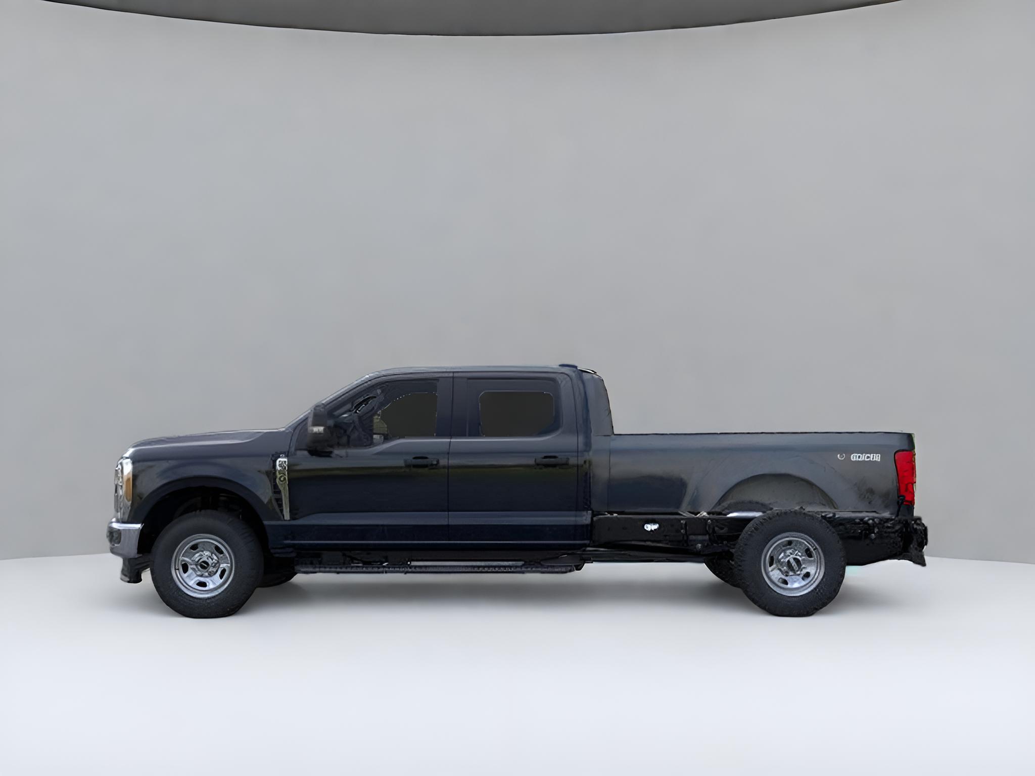 2025 Ford F-350SD XL