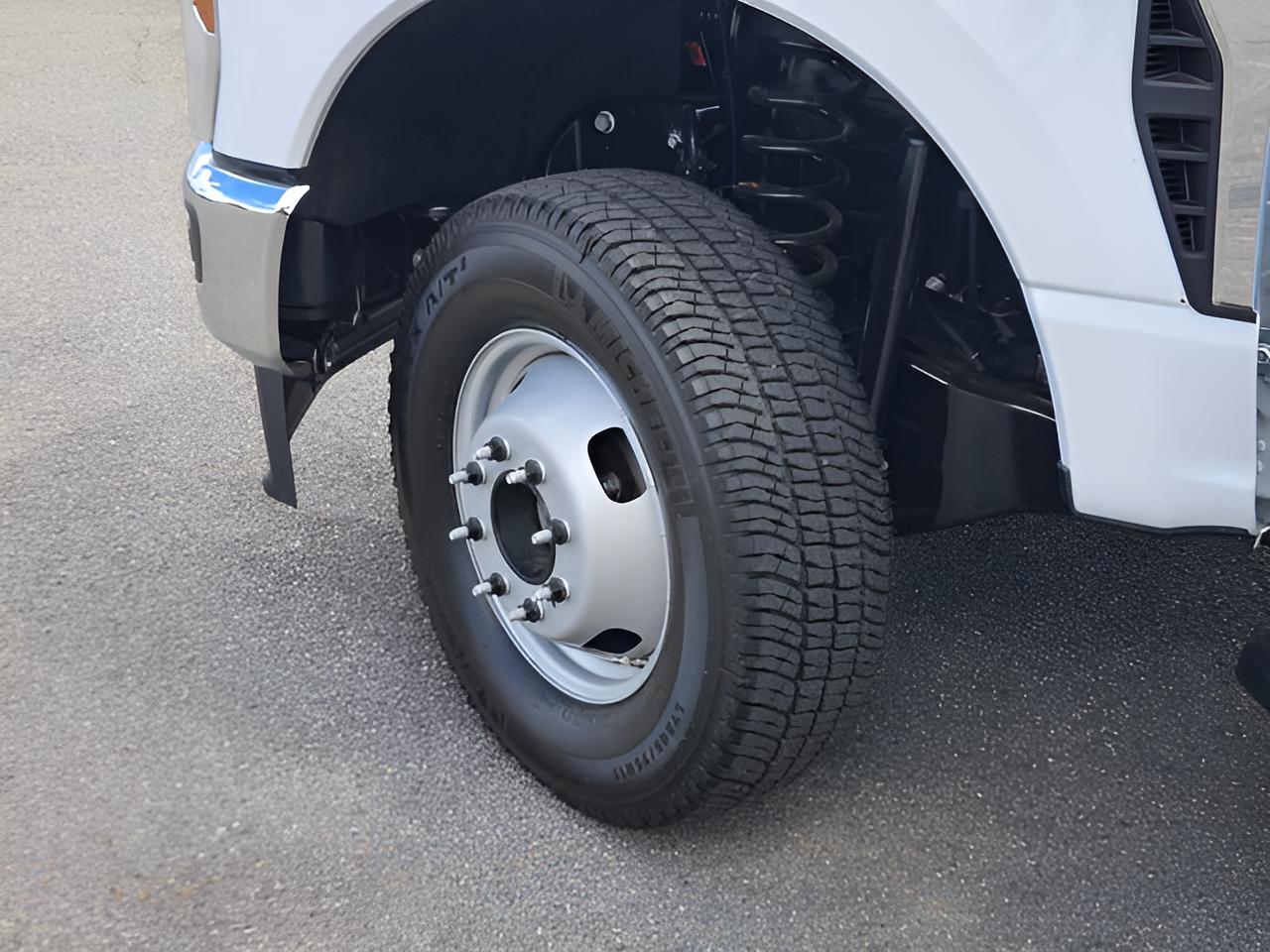 2026 Ford F-350SD XL DRW