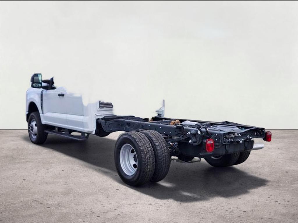 2026 Ford F-350SD XL DRW