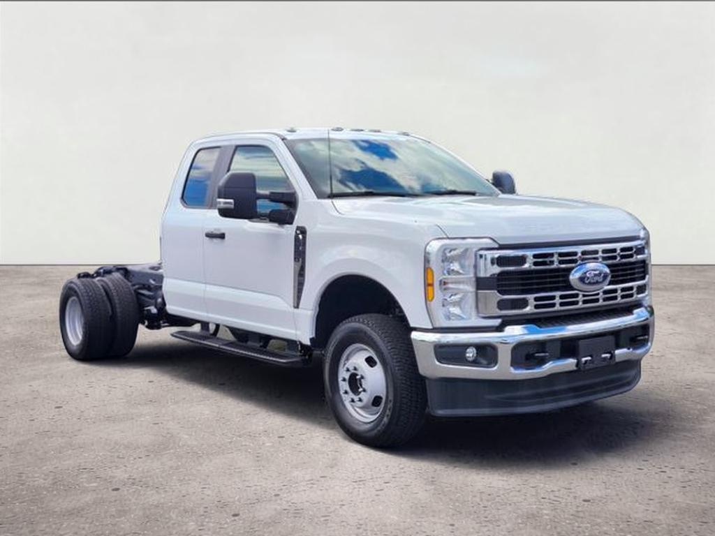2026 Ford F-350SD XL DRW