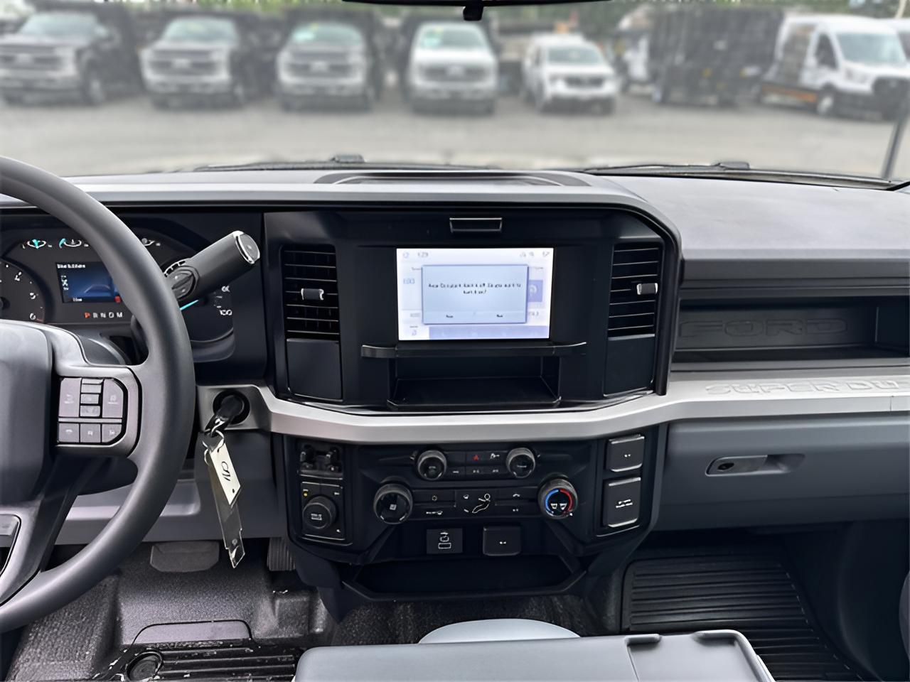 2025 Ford F-350SD XL DRW