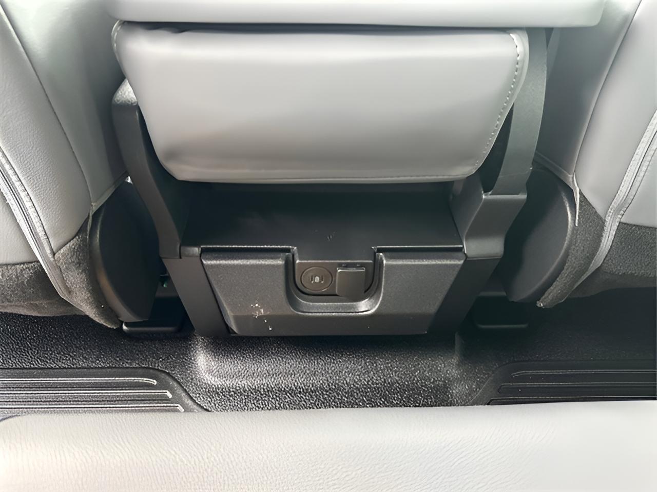 2025 Ford F-350SD XL DRW