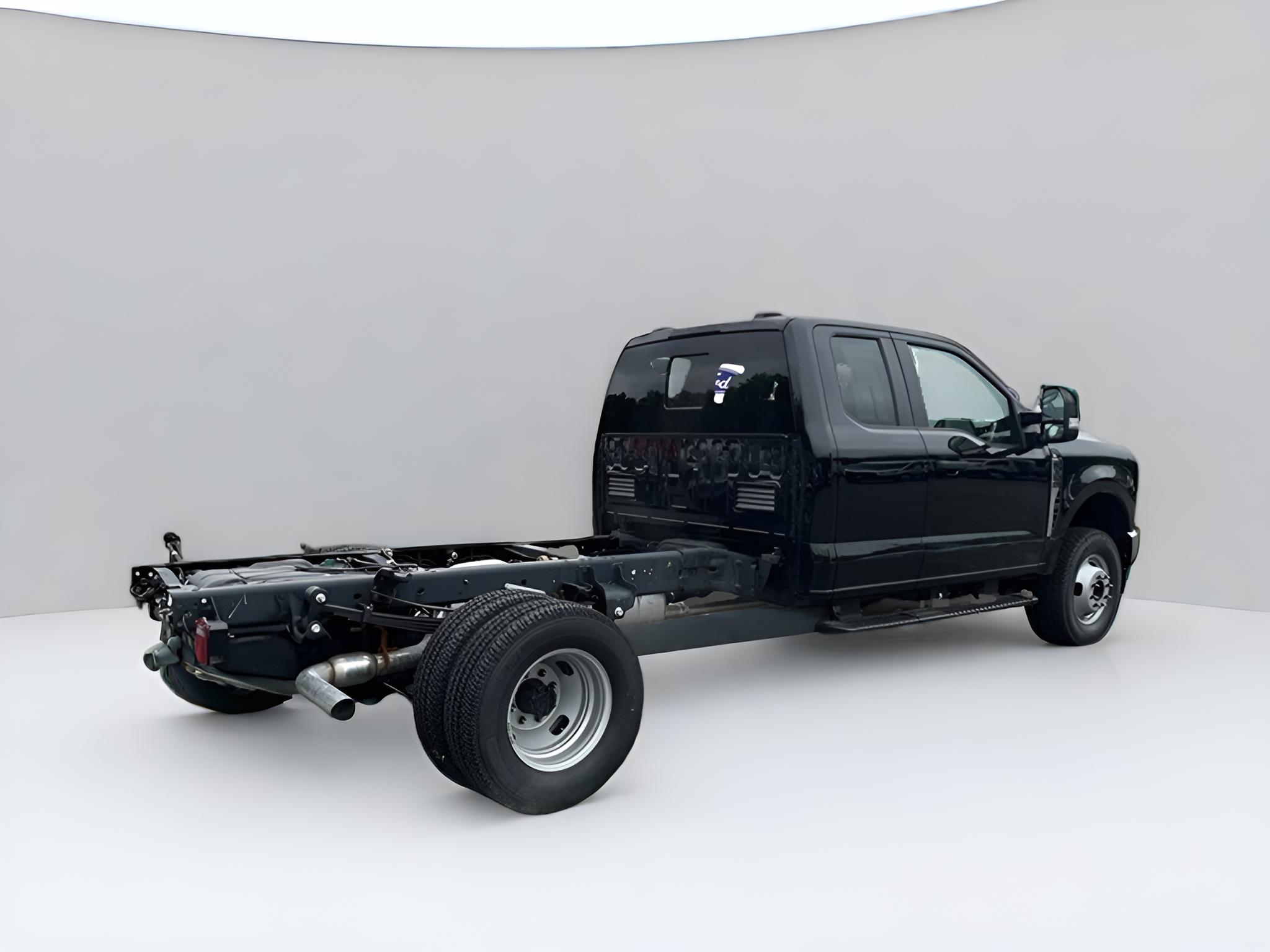 2025 Ford F-350SD XL DRW