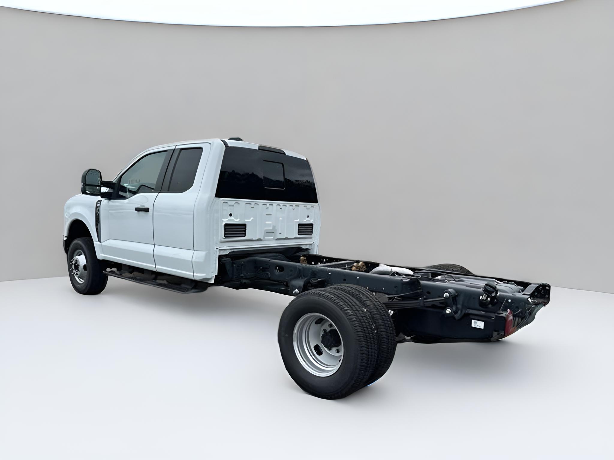 2025 Ford F-350SD XL DRW