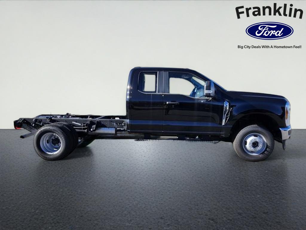 2025 Ford F-350SD XL DRW