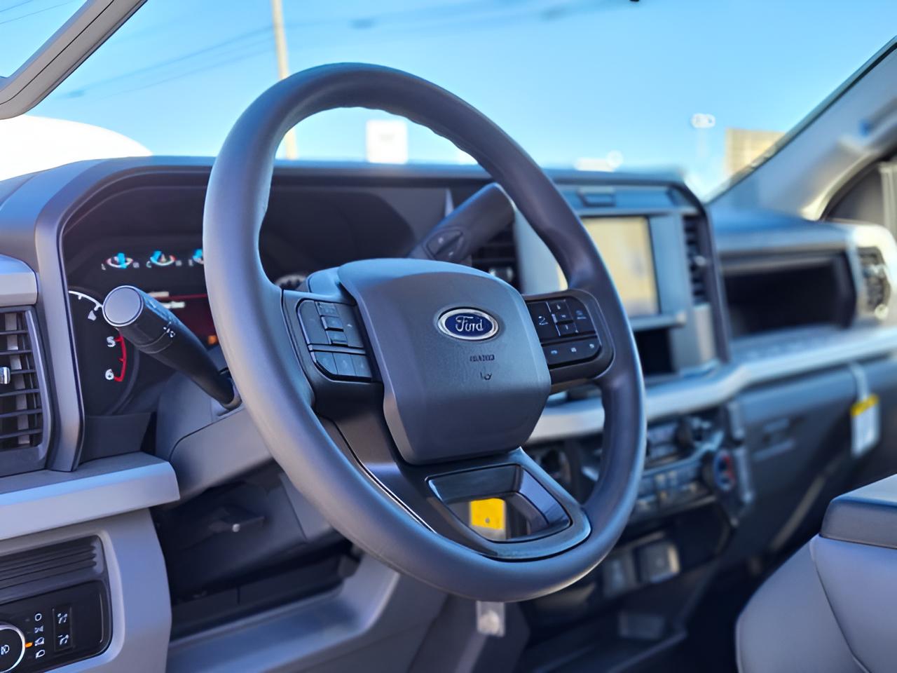 2025 Ford F-350SD XL DRW