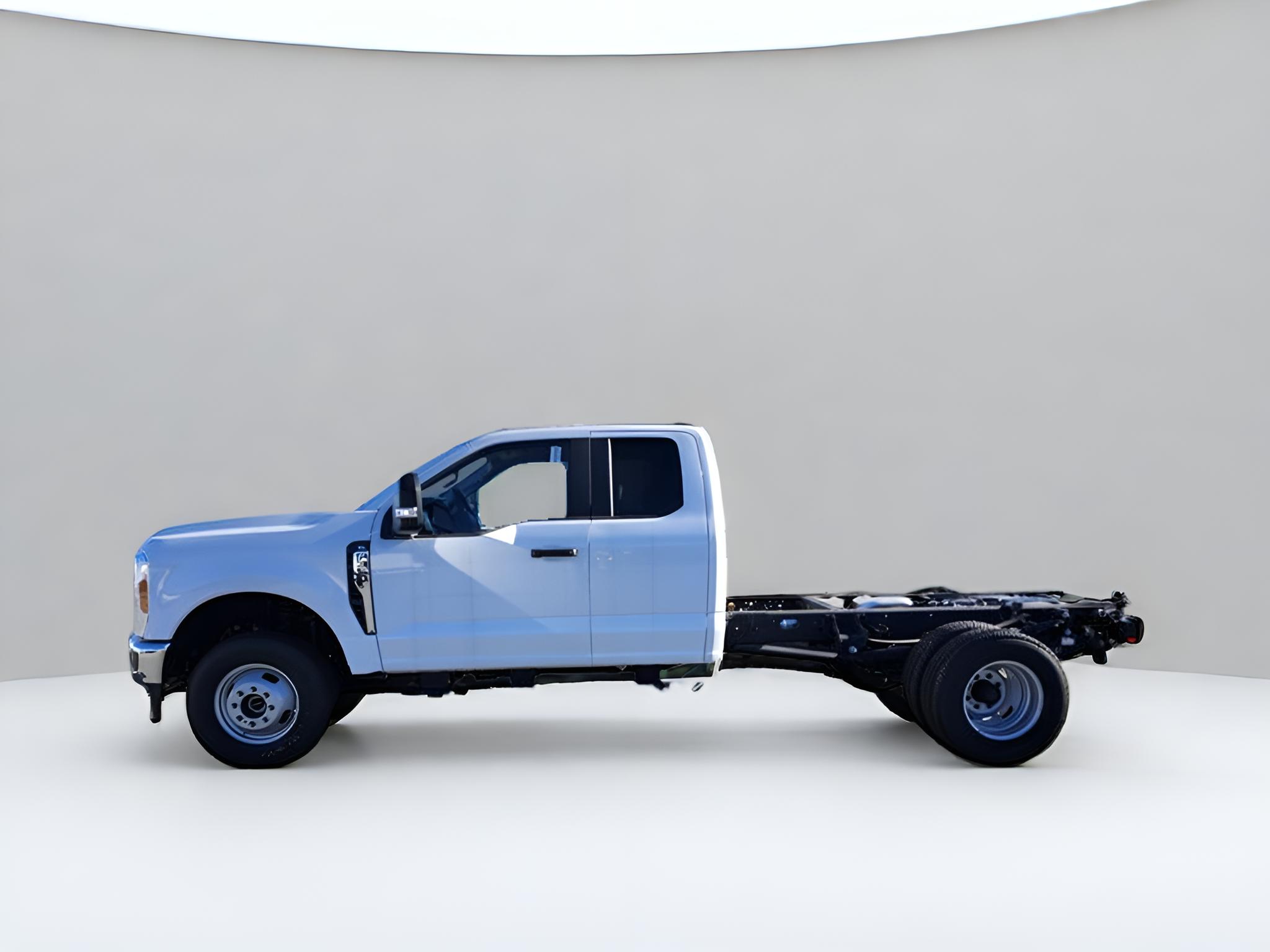 2025 Ford F-350SD XL DRW
