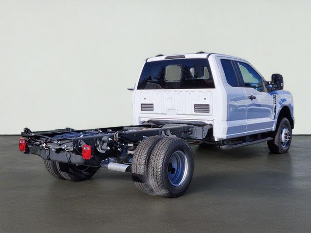 2025 Ford F-350SD XL DRW
