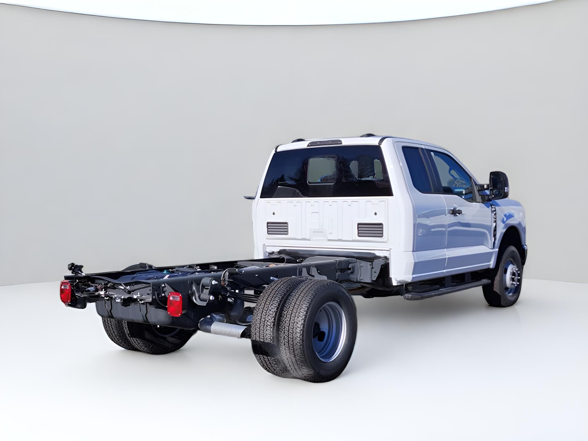 2025 Ford F-350SD XL DRW